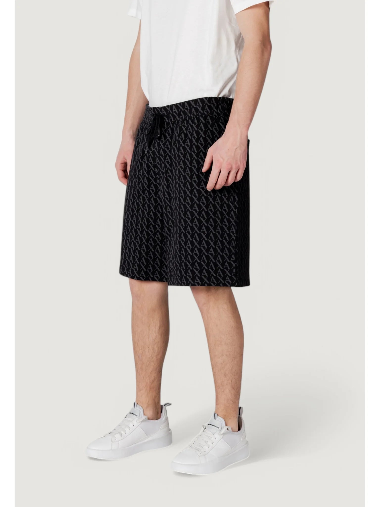 Armani Calcao Shorts Xm001227 Af11847 Blk Black Preto Preto_shot1