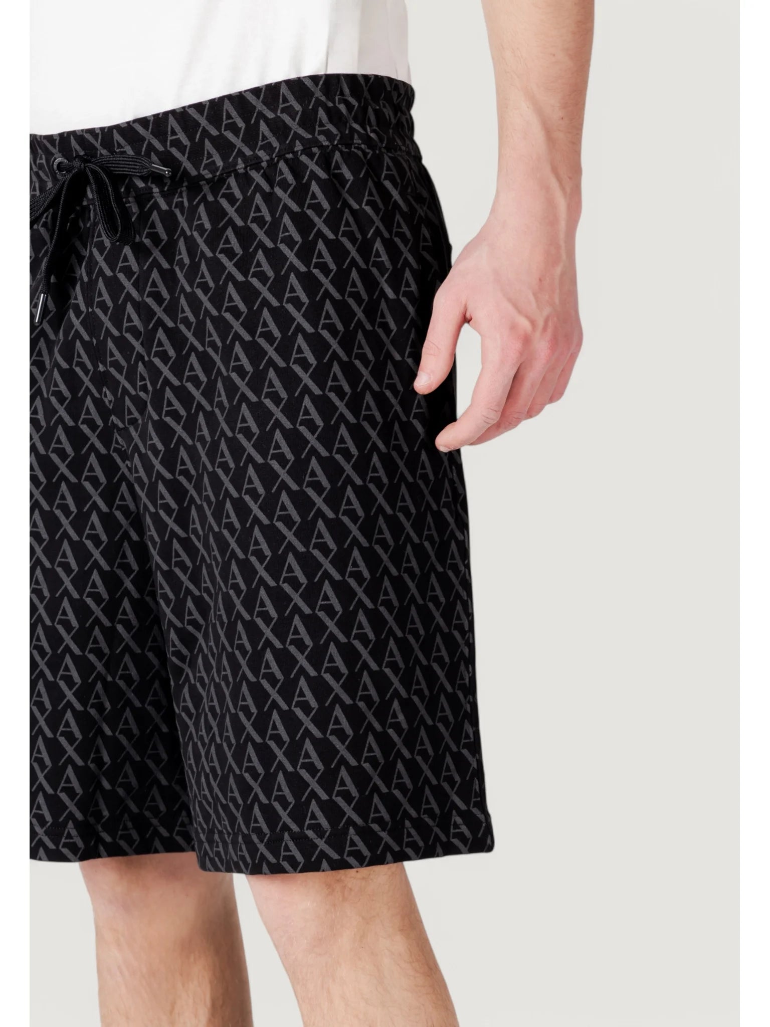 Armani Calcao Shorts Xm001227 Af11847 Blk Black Preto Preto_shot3