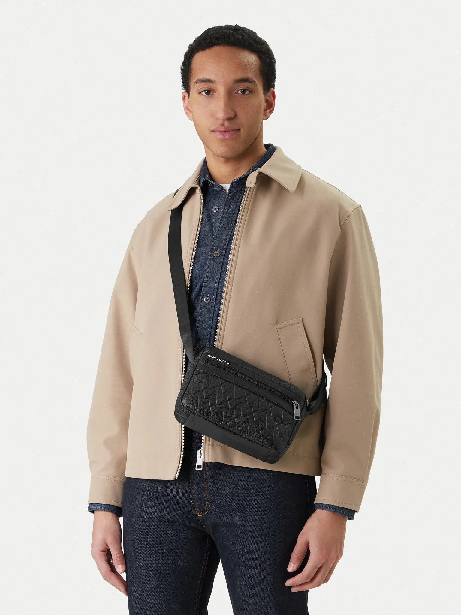 Armani Exchange Crossbody Xm000240 Af12133 Black Preto_shot1