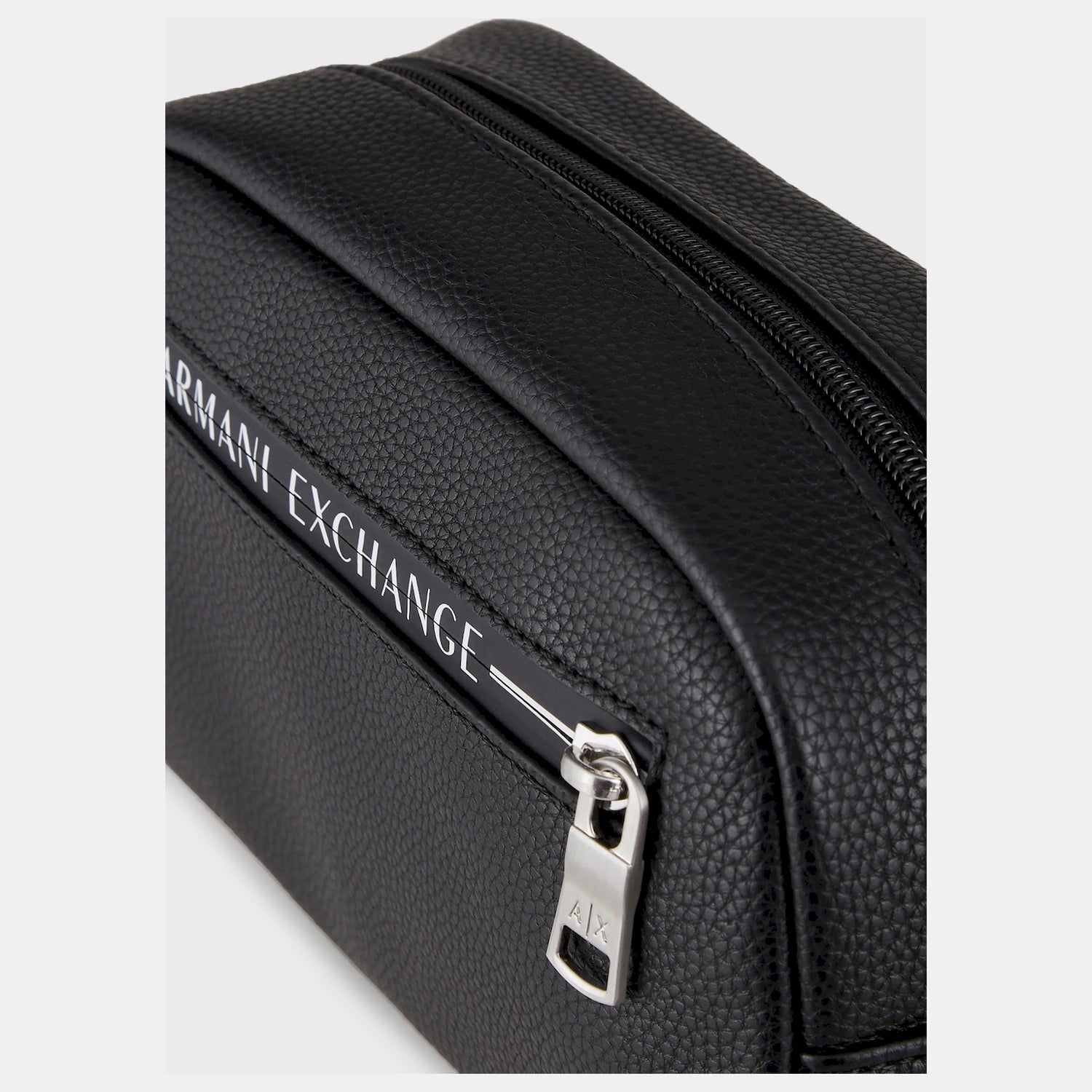 Necessaire Armani Exchange