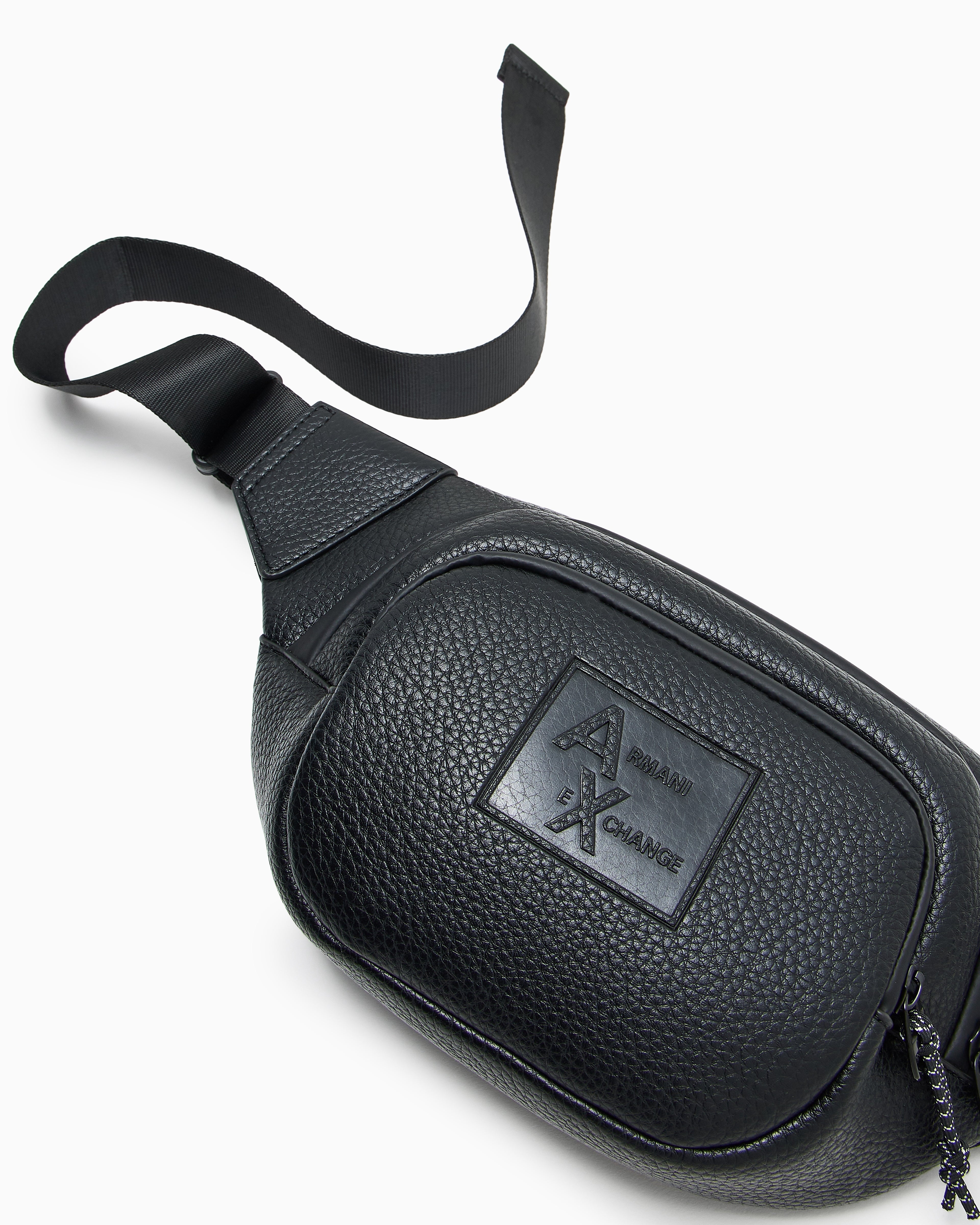 Armani Exchange Waistbag Xm001621 Af17210 Black Preto_shot2