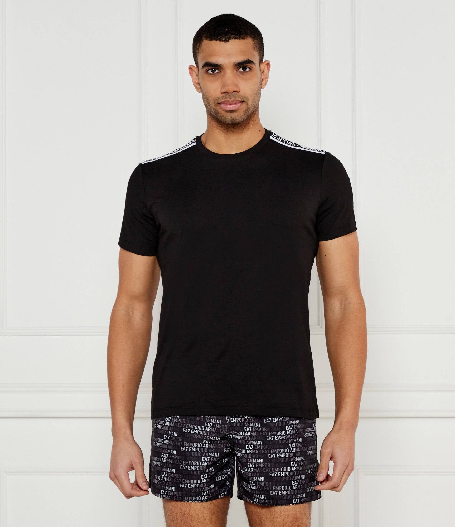 Armani T Shirt Em000574 Af12333 Black Preto_shot1