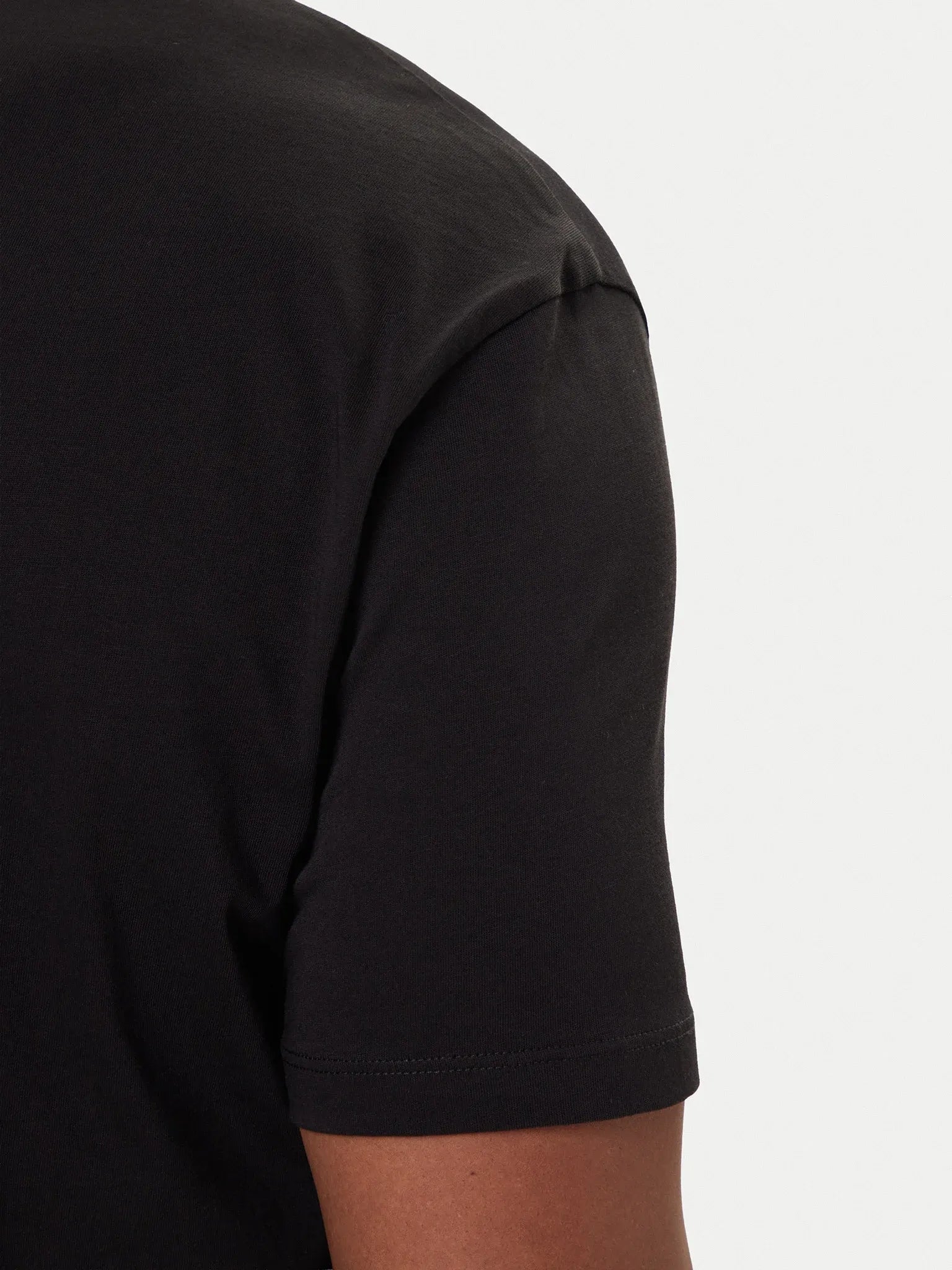 Armani T Shirt Xm001911 Af10356 Blk Gold Preto Ouro_shot5