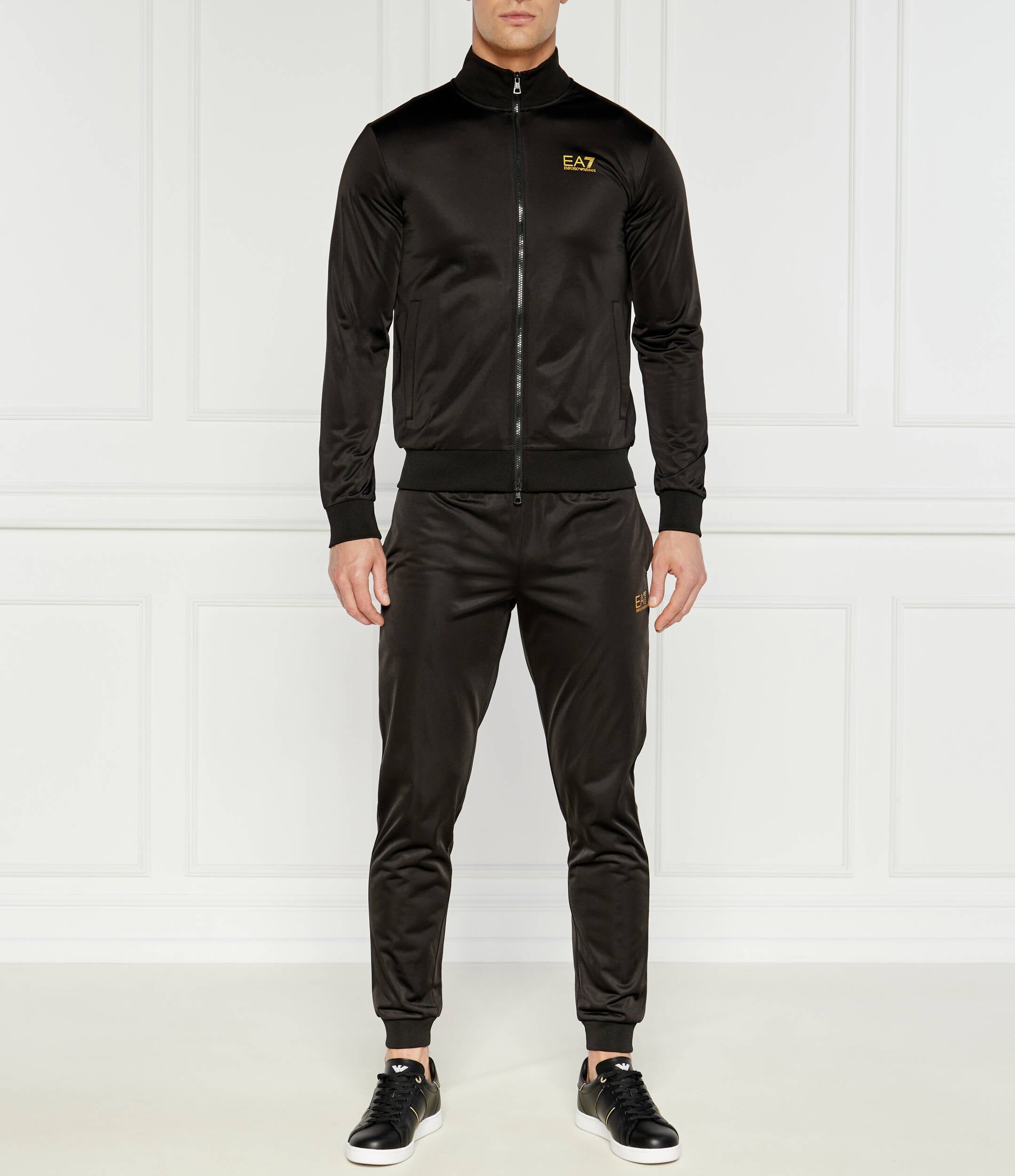 Armani Tracksuit 8npv65 Pjhcz Blk Gold Preto Ouro_shot3