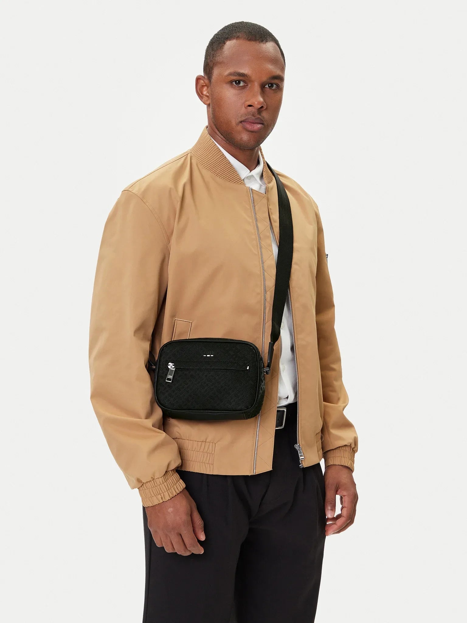 Boss Crossbody Ray Ml Ew Cros Black Preto_shot2