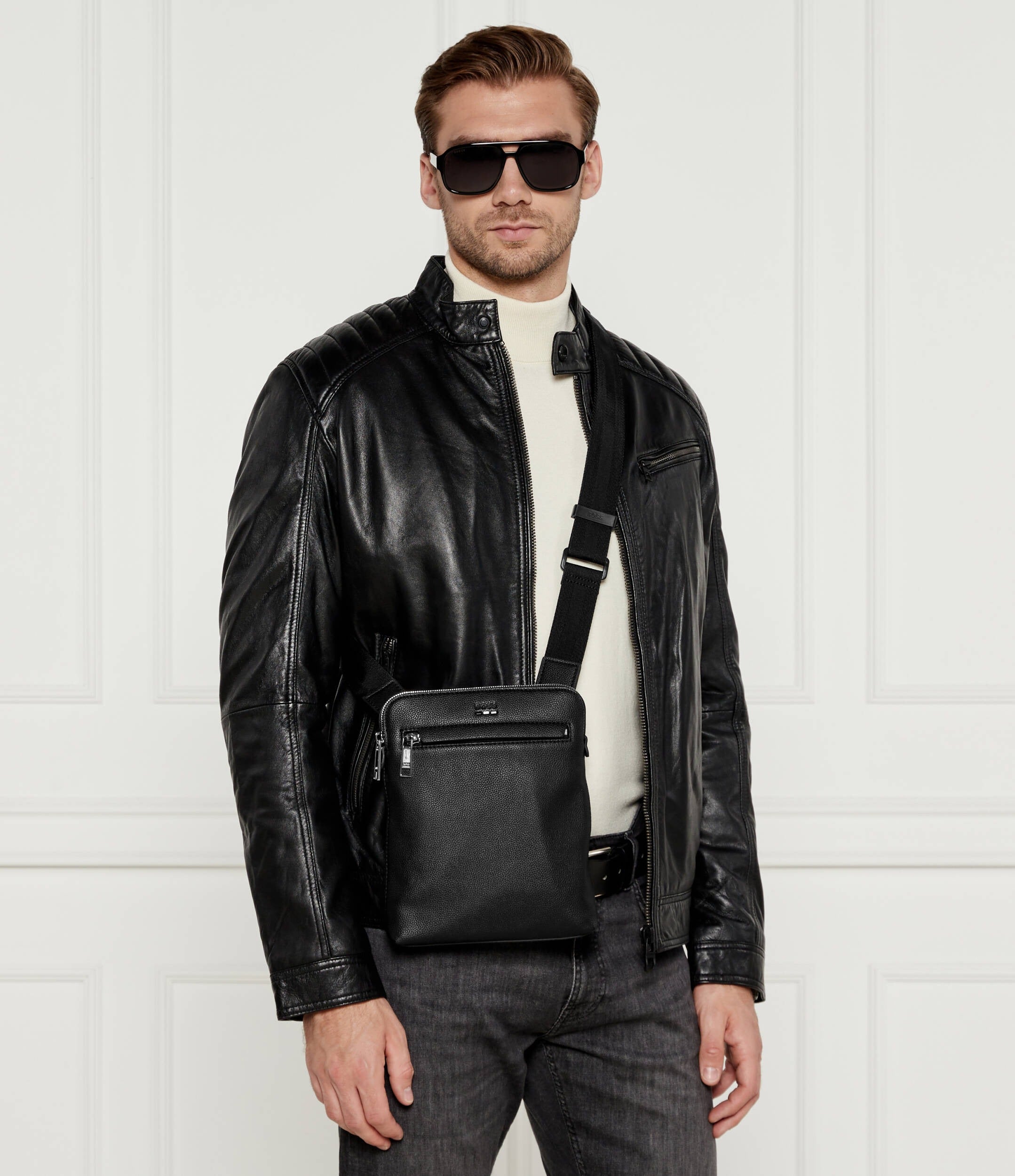 Boss Crossbody Ray Szipenvn Black Preto_shot2