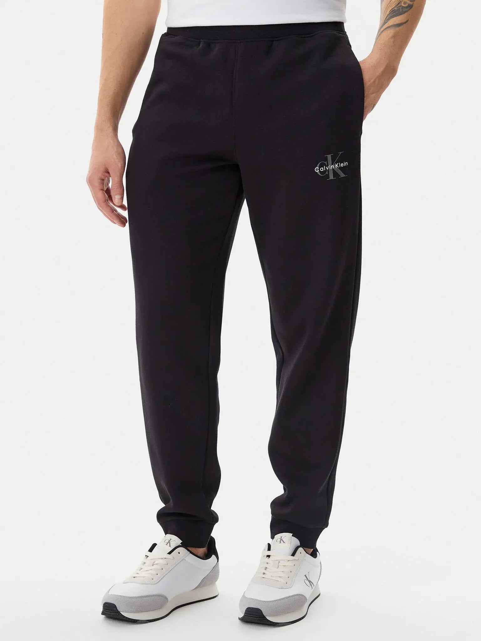 Calvin Klein Calcas Training Pants Lv040bm802 Black Preto_shot1