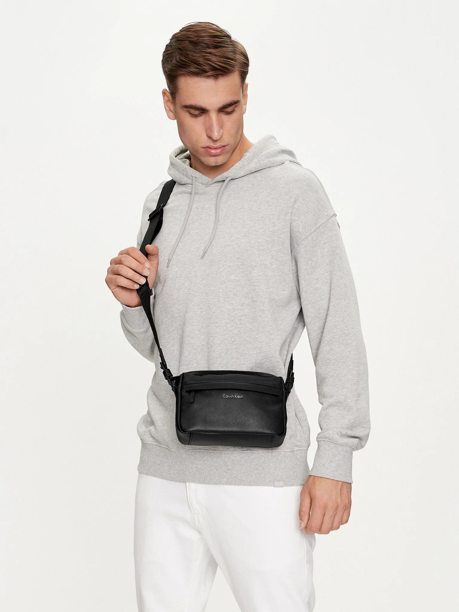 calvin-klein-crossbody--k50k511879-black-preto_shot5