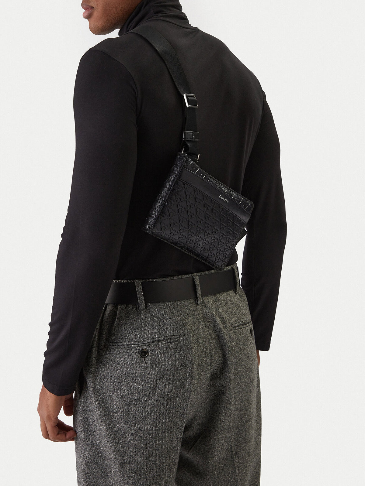 Calvin Klein Crossbody Lv04d3277g Black Preto_shot1