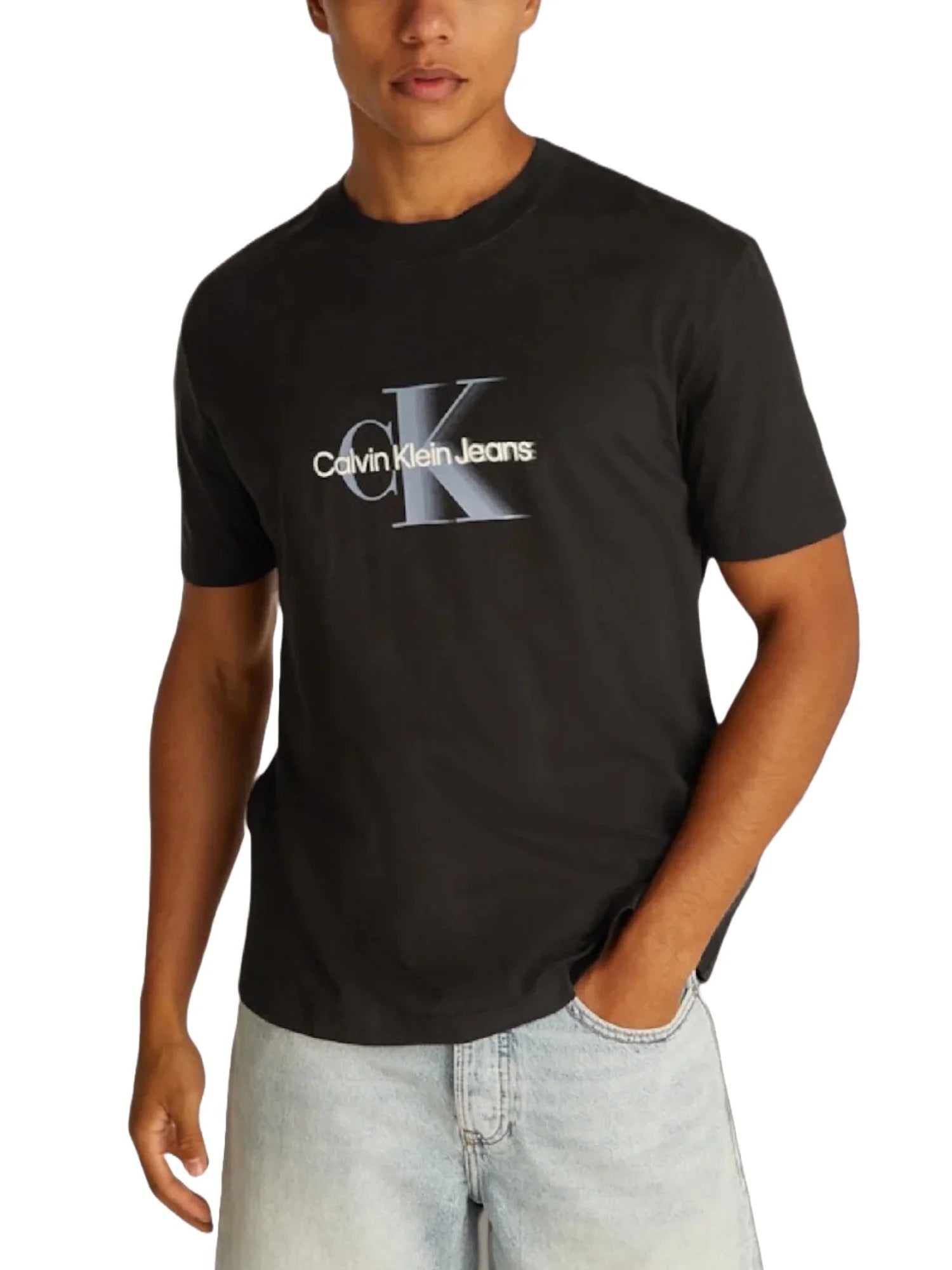 Calvin Klein T Shirt J30j327471 Black Preto_shot2