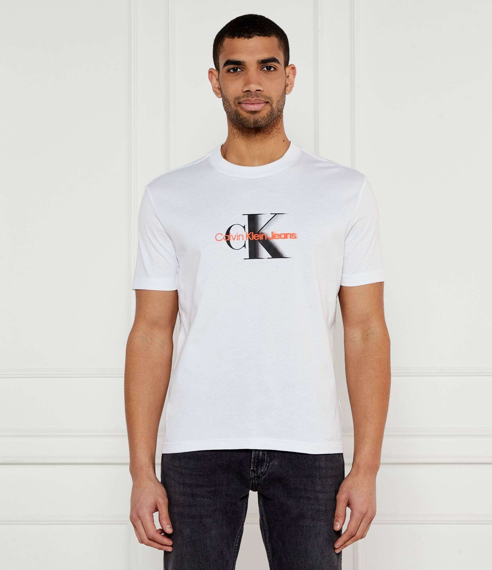 Calvin Klein T Shirt J30j327471 White Branco_shot1