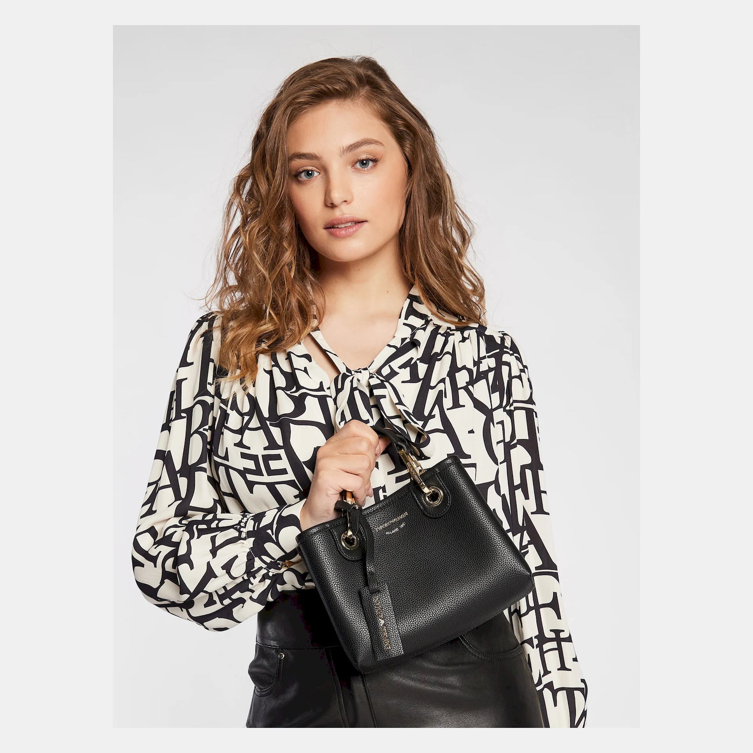 Bolsa Emporio Armani