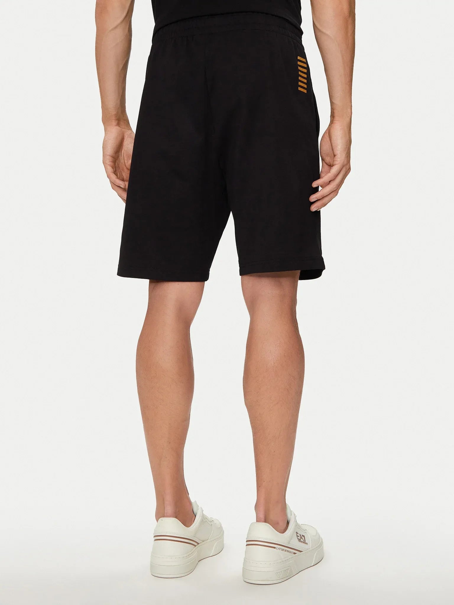 Emporio Armani Ea7 Short Training 8nps65 Pjvrz Blk Gold Preto Ouro_shot3