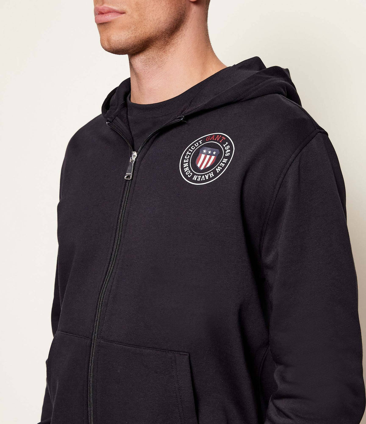 Gant Camisola Hoodie 2067099 Black Preto_shot4