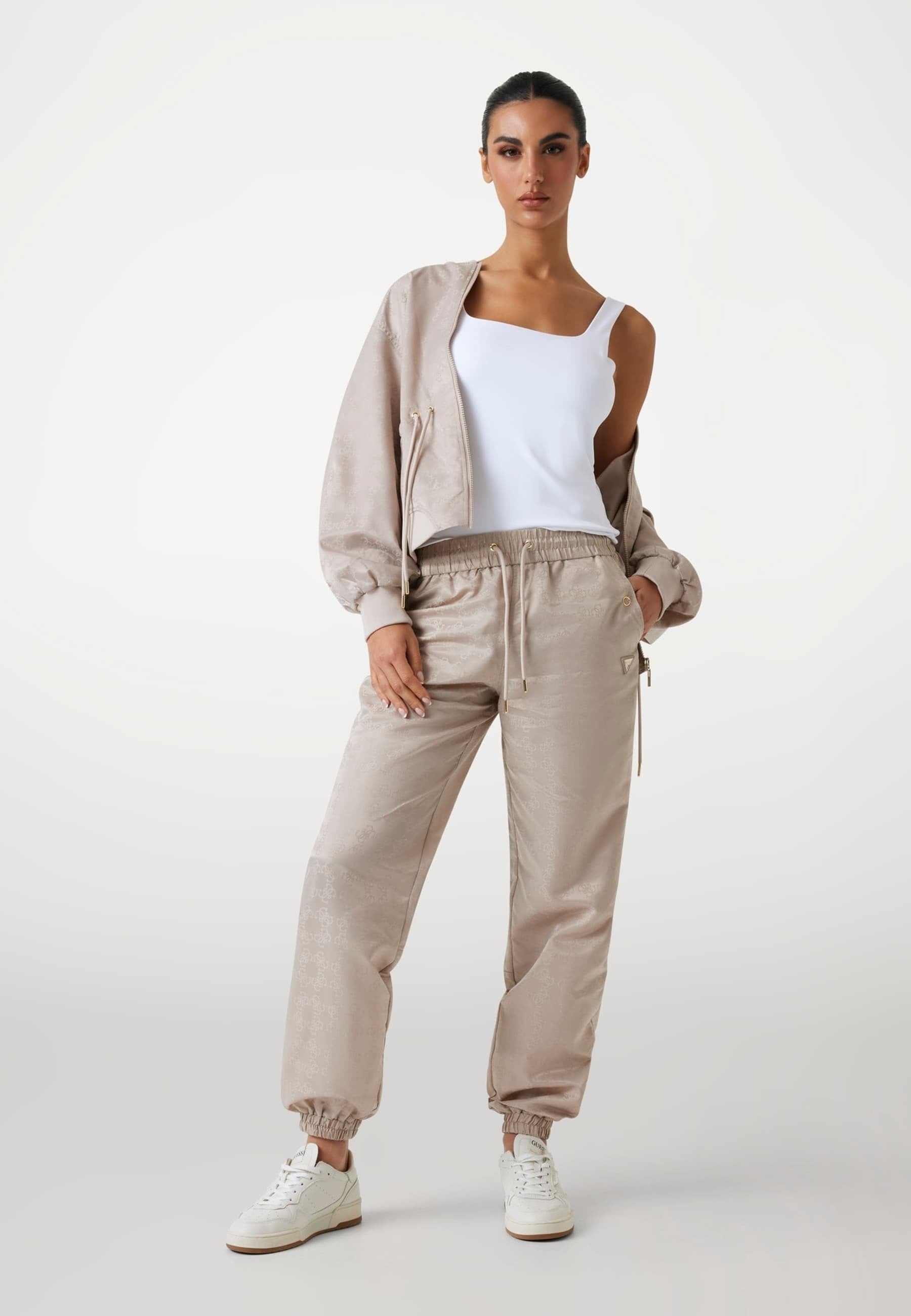 Guess Calcas Training Pants V5yb14 Whfu0 Taupe Taupe_shot5