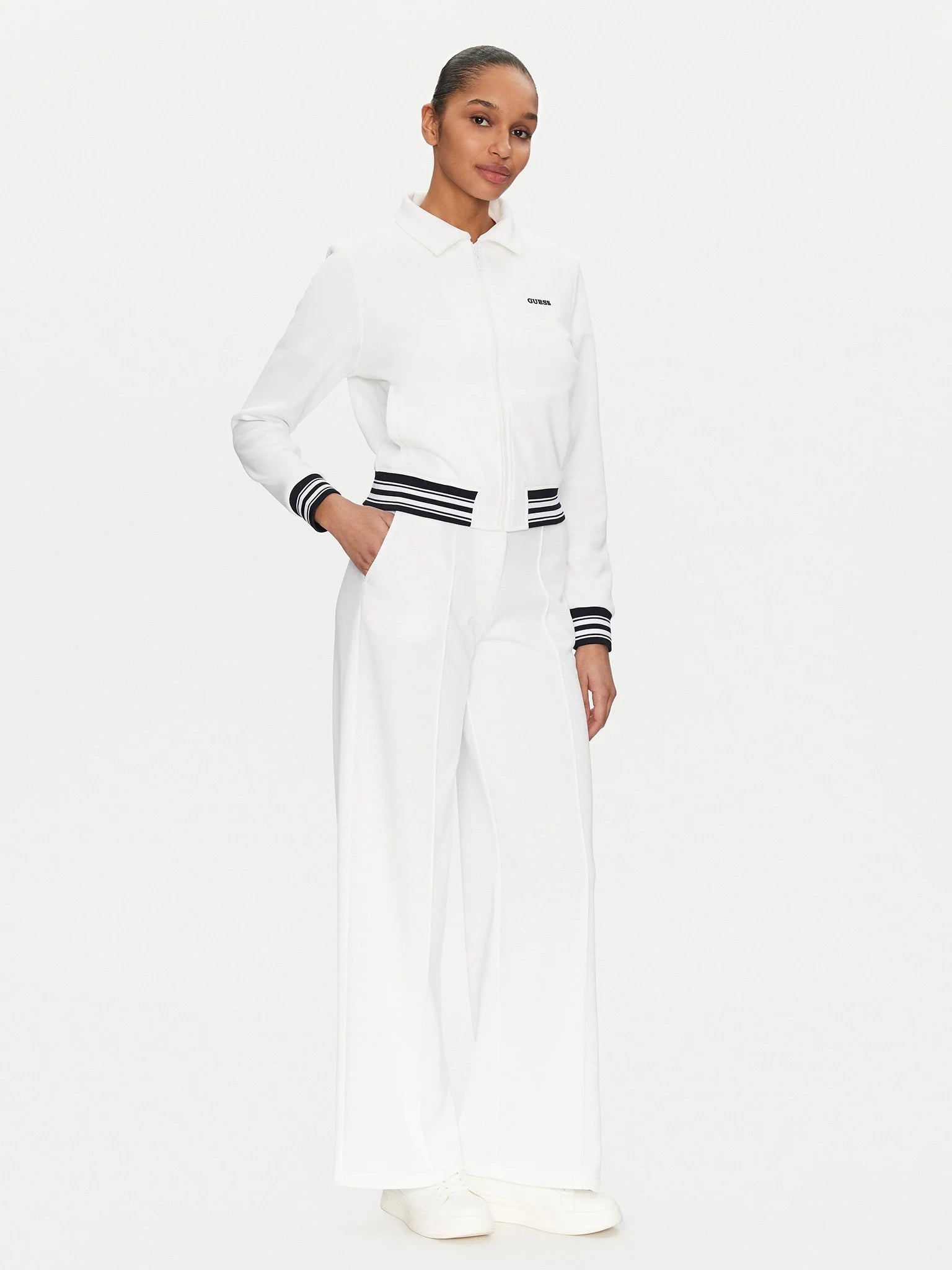 Guess Casaco Training Sweat Training V5gq03 Kcyf2 White Branco_shot5