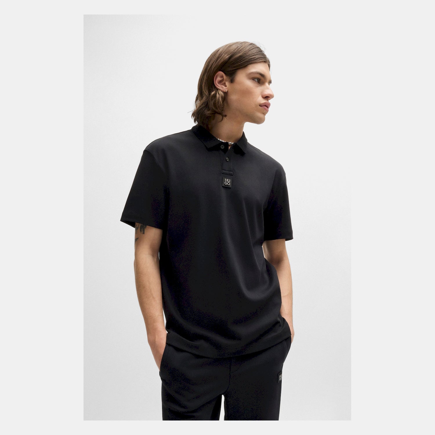 Hugo Polo Deabono Black Preto_shot3