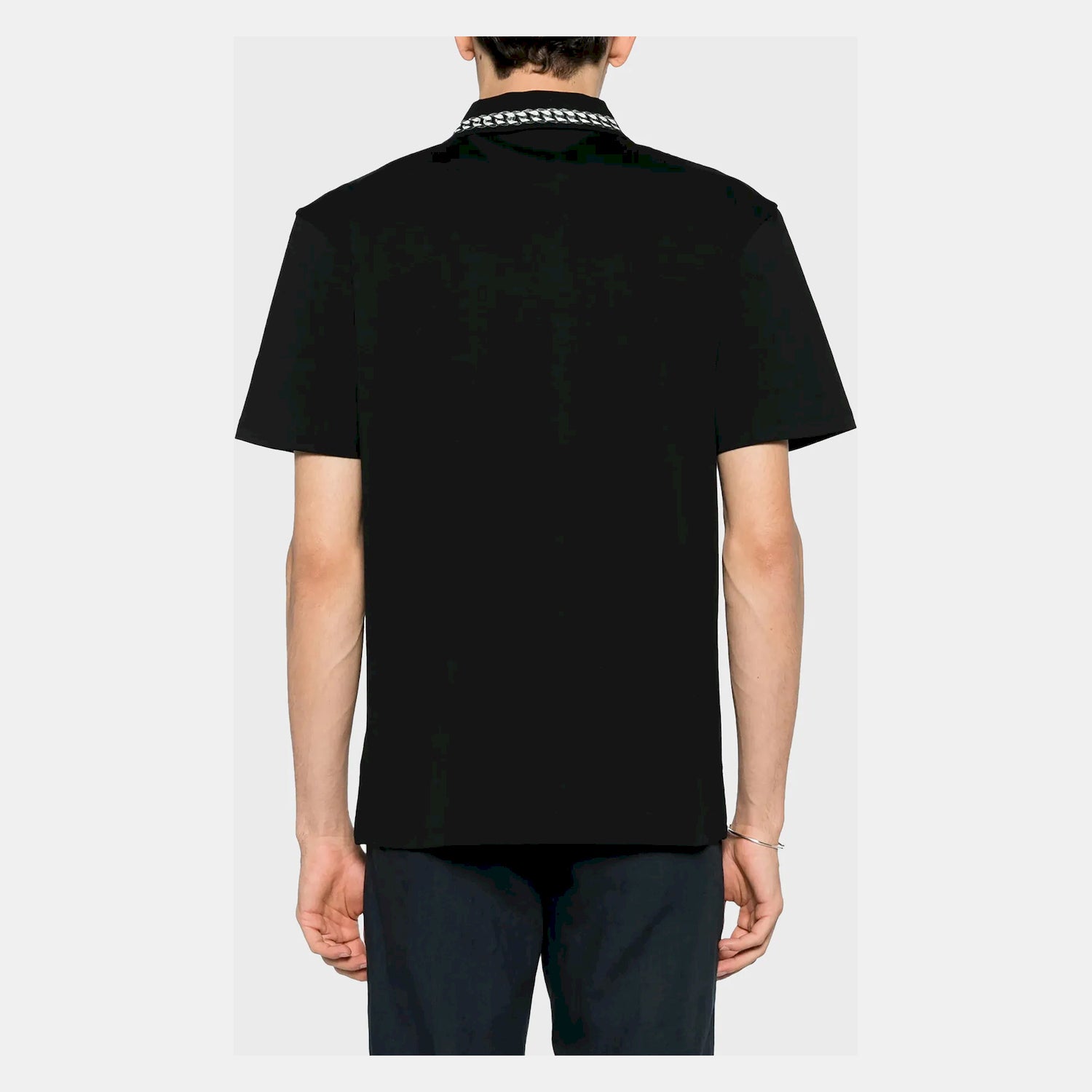 Hugo Polo Doucano Black Preto_shot2