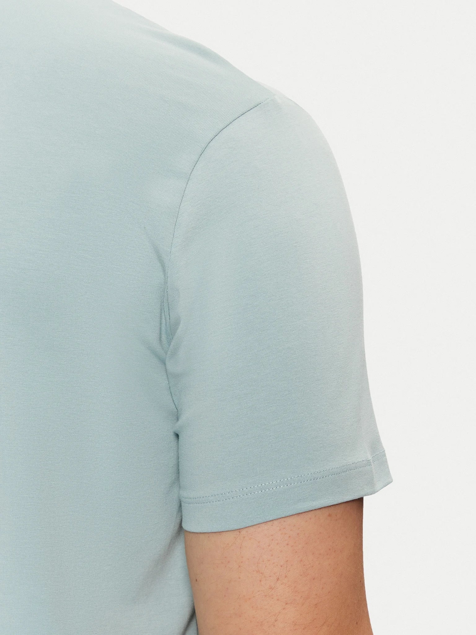 Karl Lagerfeld T Shirt Kl755087 Sky Azul_shot4