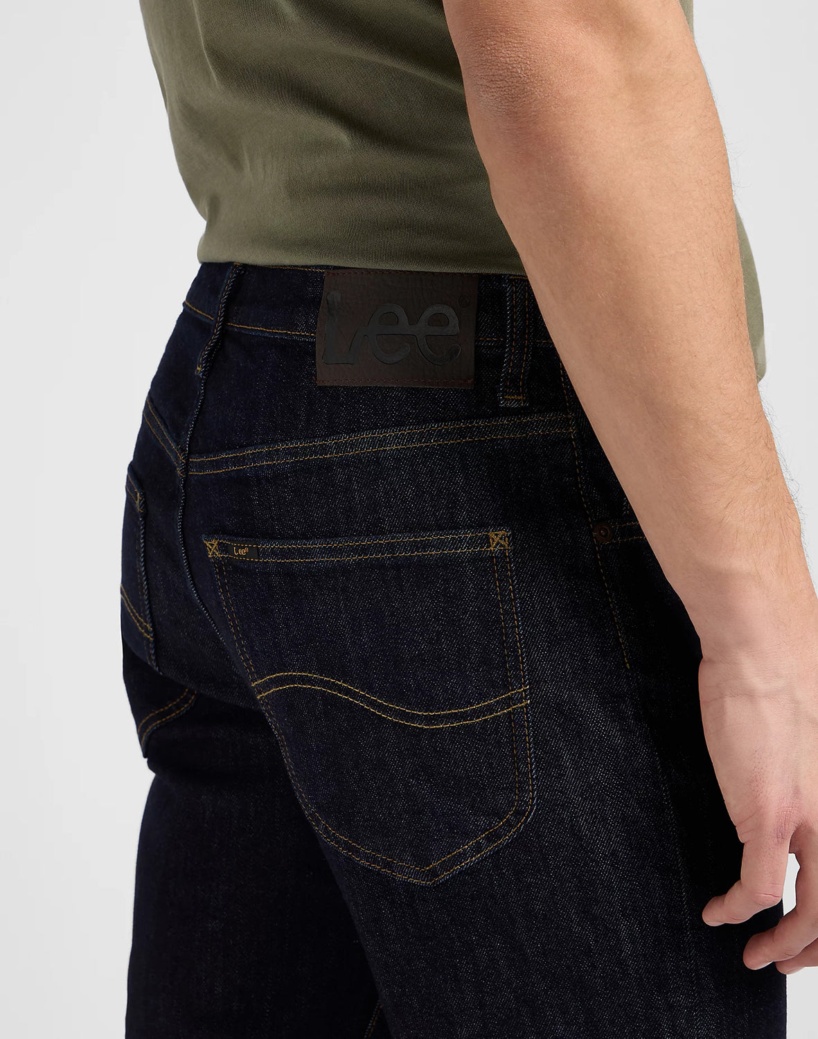 lee-calcas-trousers-ell452px36-dark-wash-dark-wash_shot5