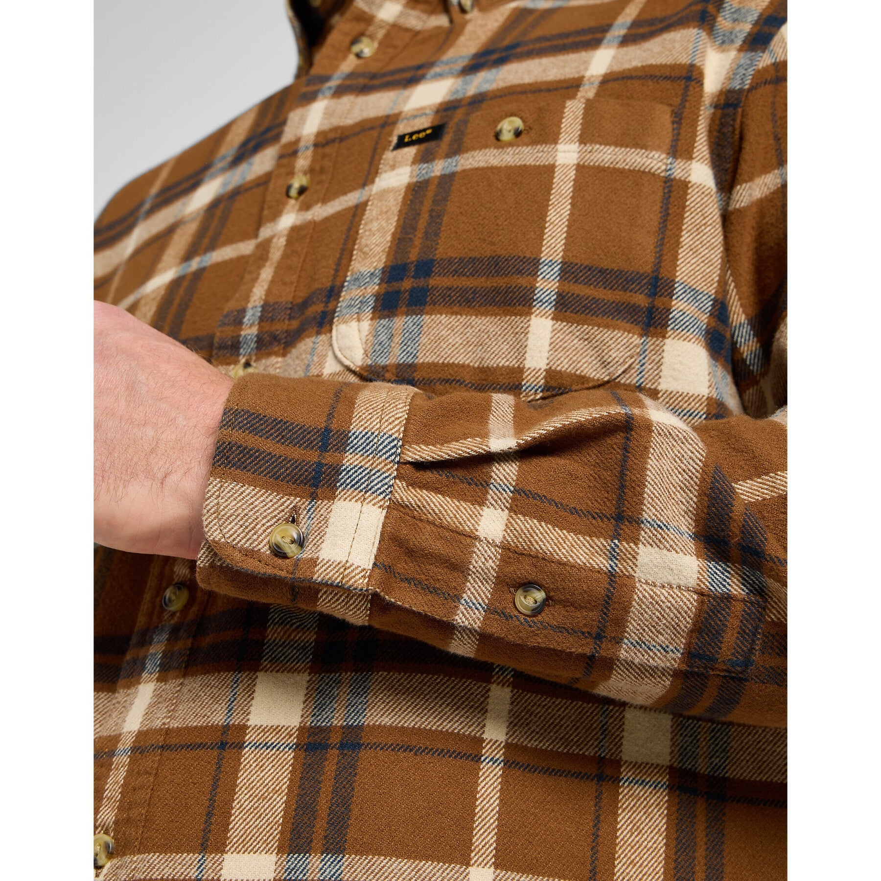 Lee Camisa  Shirt Eriveted Brown Castanho_shot5