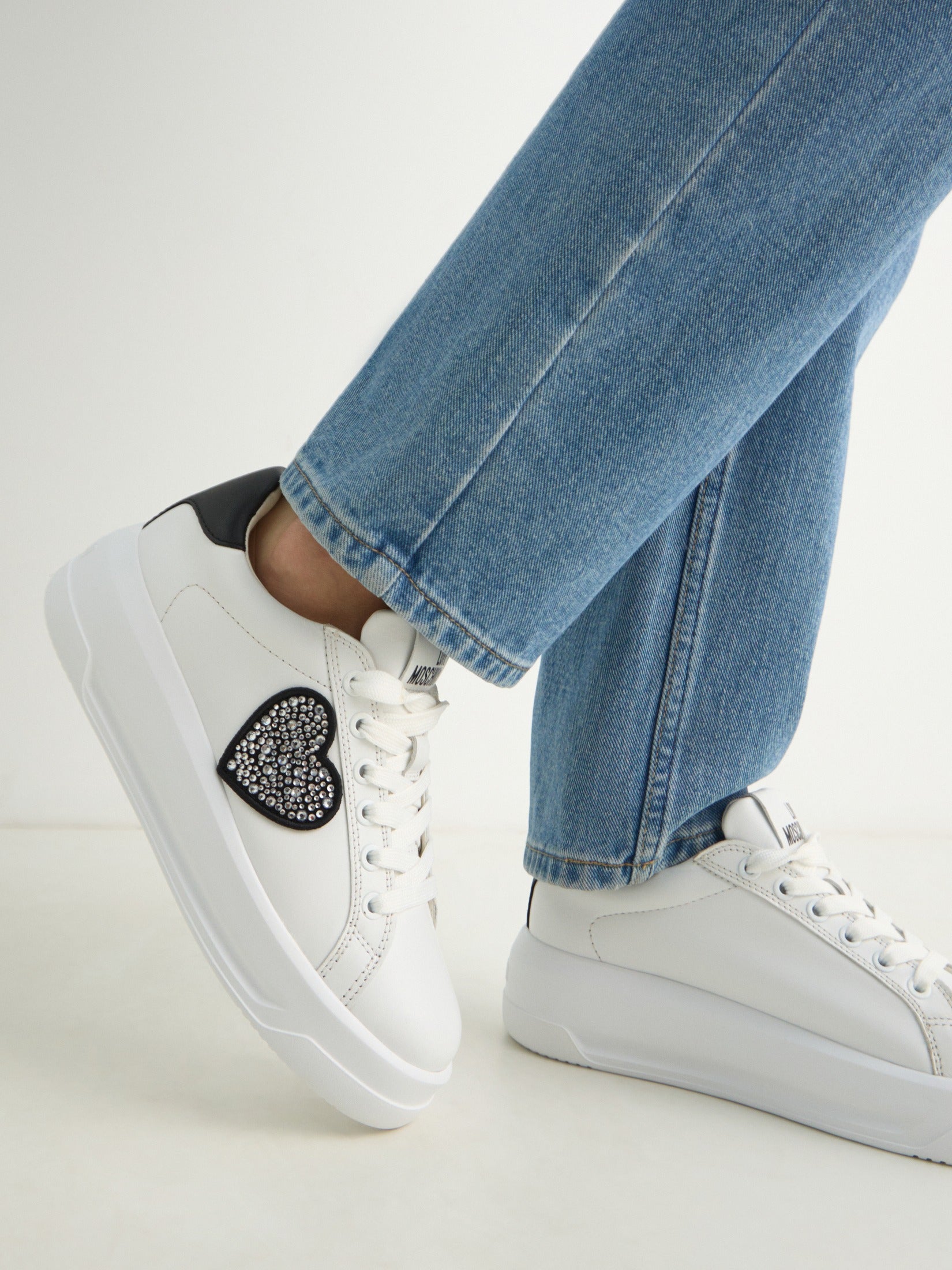 Moschino Sapatilhas Sneakers Shoes Ja15045 Whi Black Branco Preto_shot3