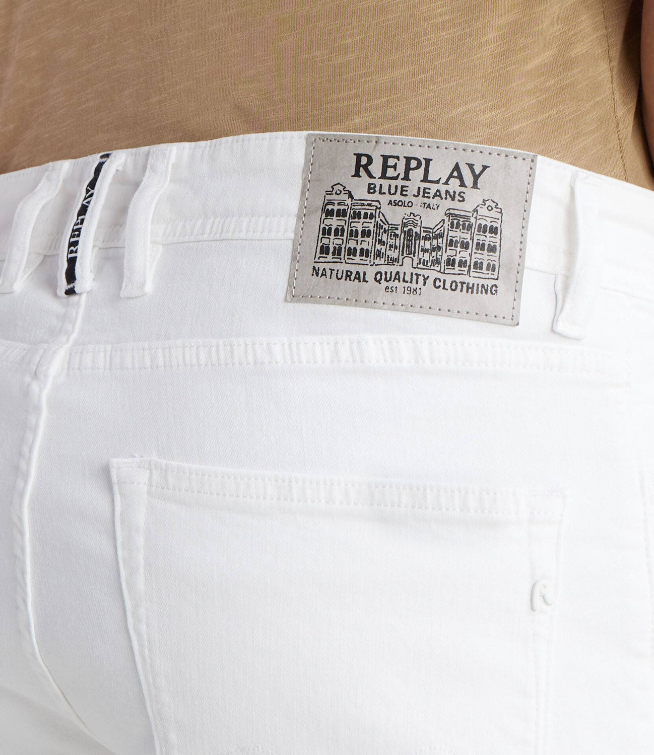 Replay Calcao Shorts Ma981y White Branco_shot2