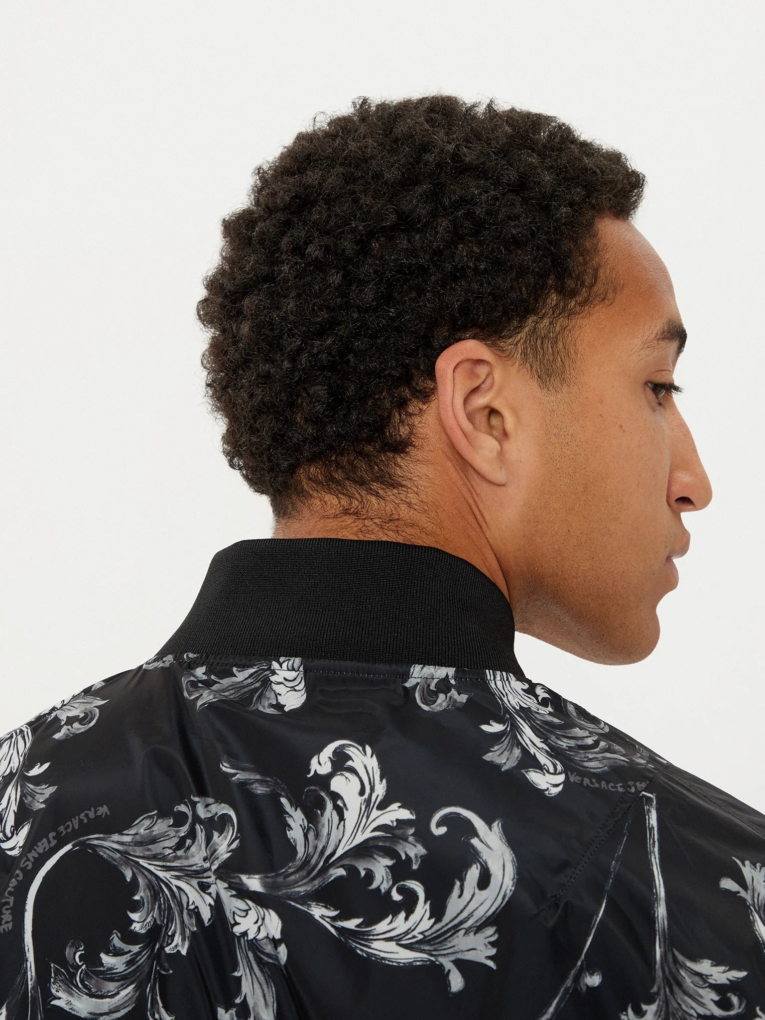 Versace Blusao Jackets 78gasd07 Black Preto_shot3