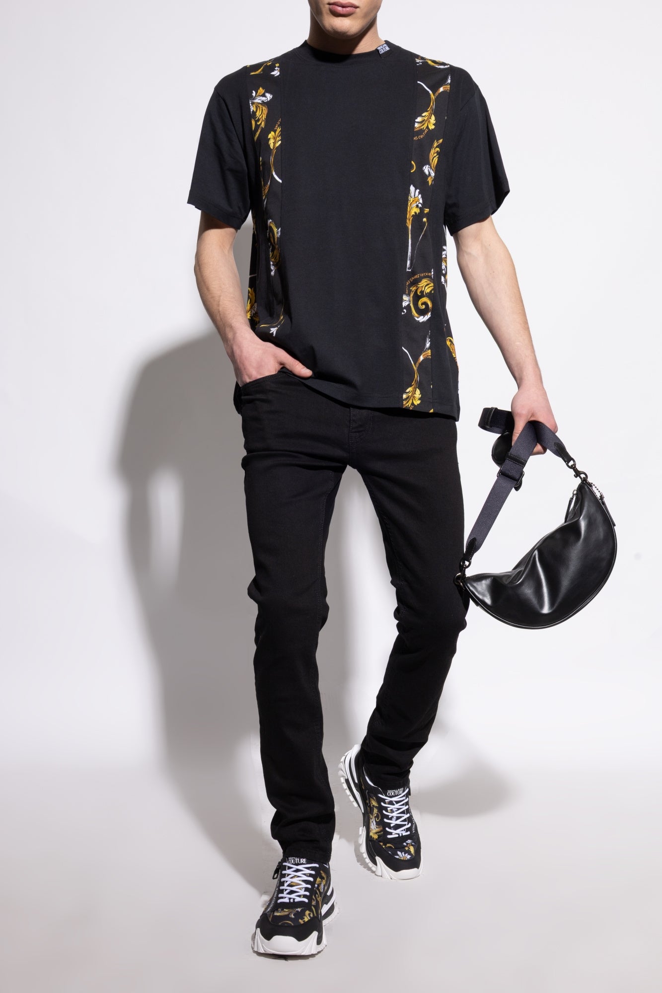 Versace Sapatilhas Sneakers Shoes 78ya3si5 Blk Gold Preto Ouro_shot2