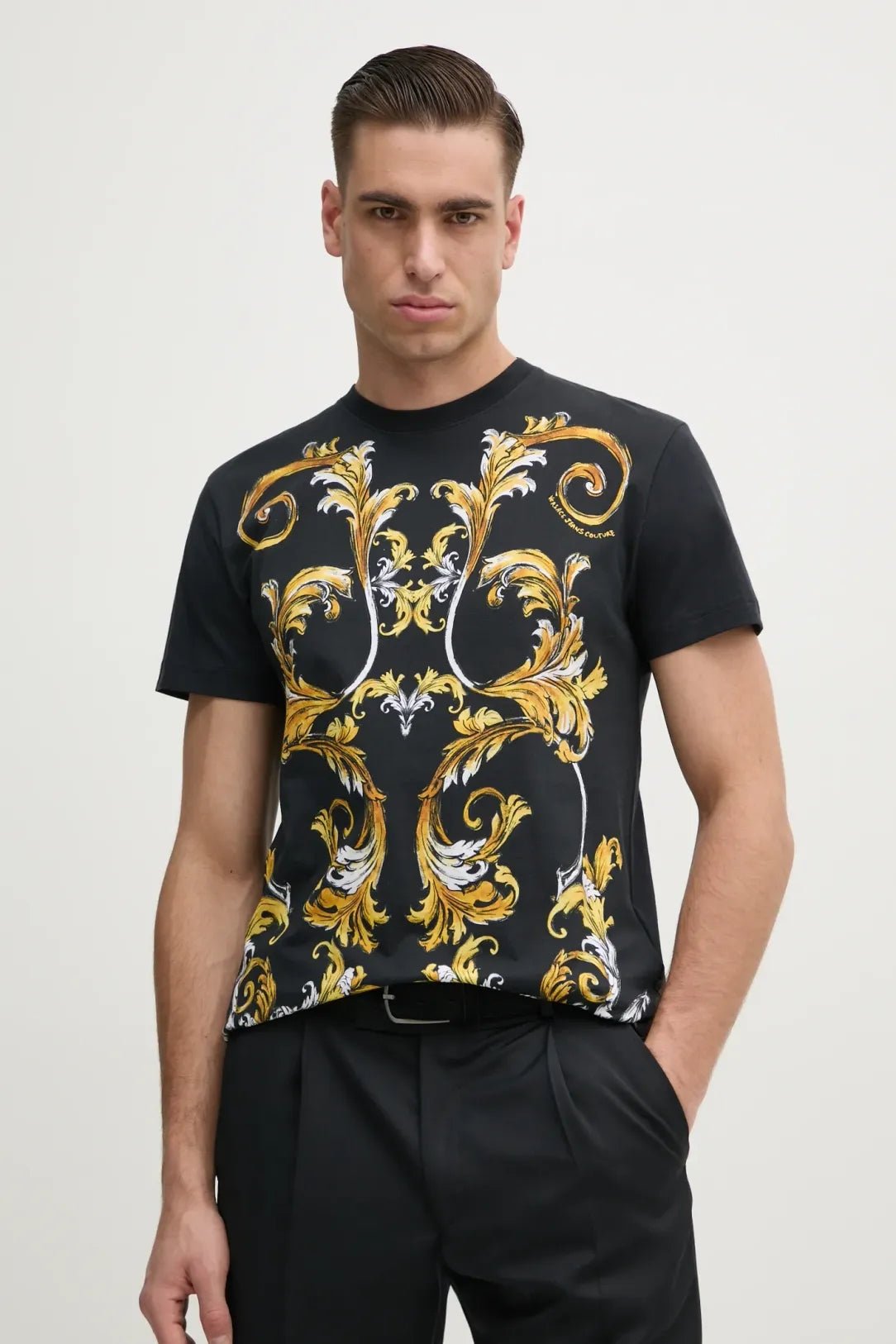 Versace T Shirt 78gah6sb Blk Gold Preto Ouro_shot1