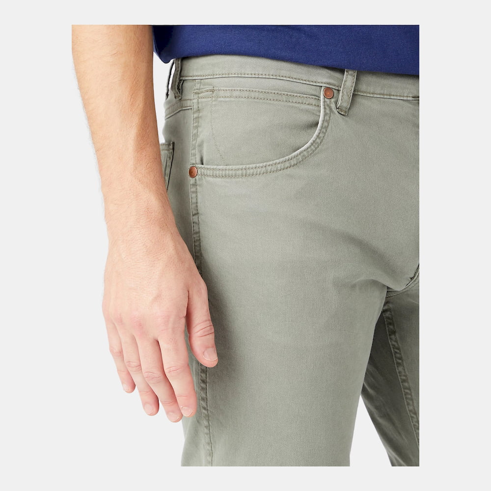 Wrangler Calcas Trousers W15qy665m Olive Olive Shot5