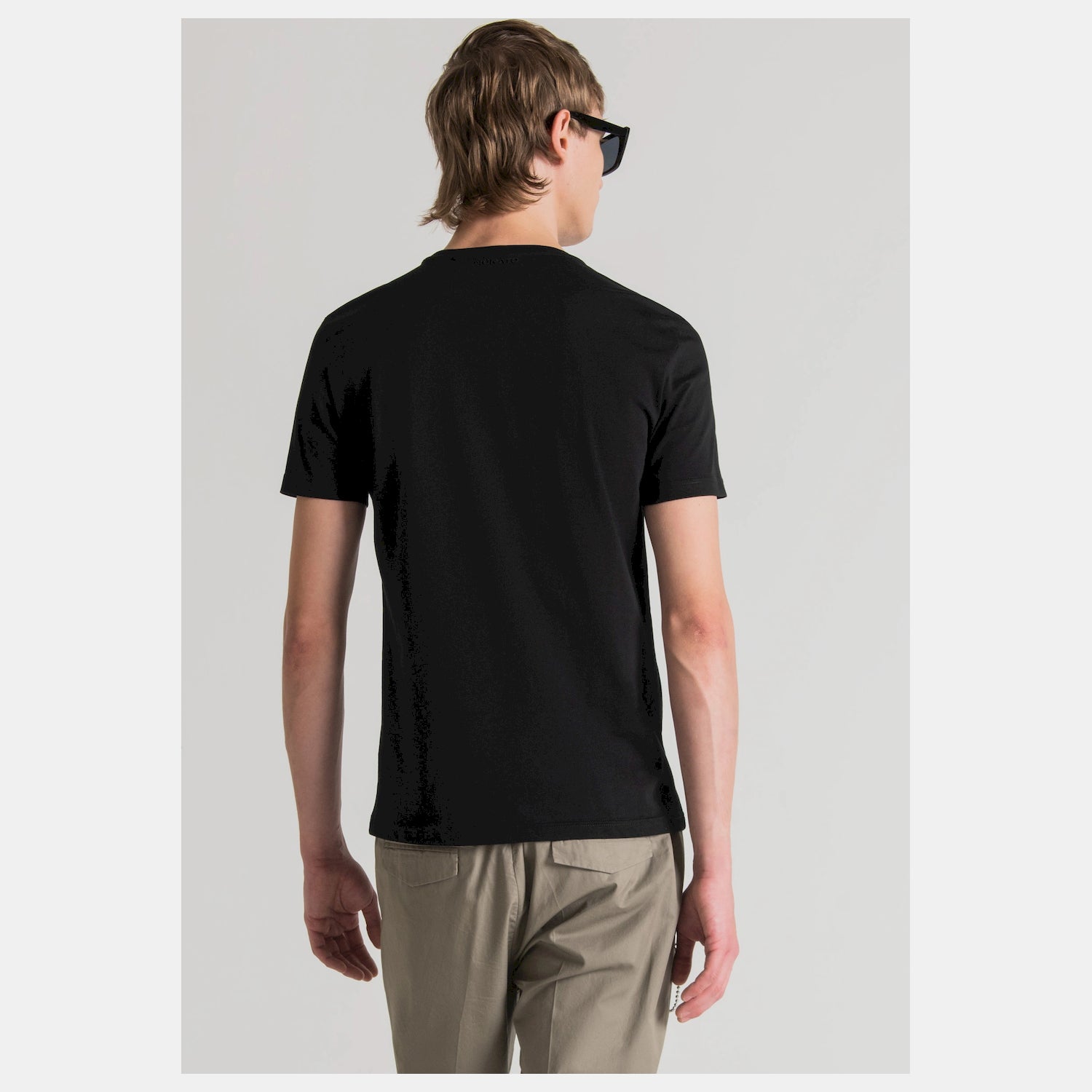 Antony Morato T Shirt Mmks02267 Black Preto_shot2
