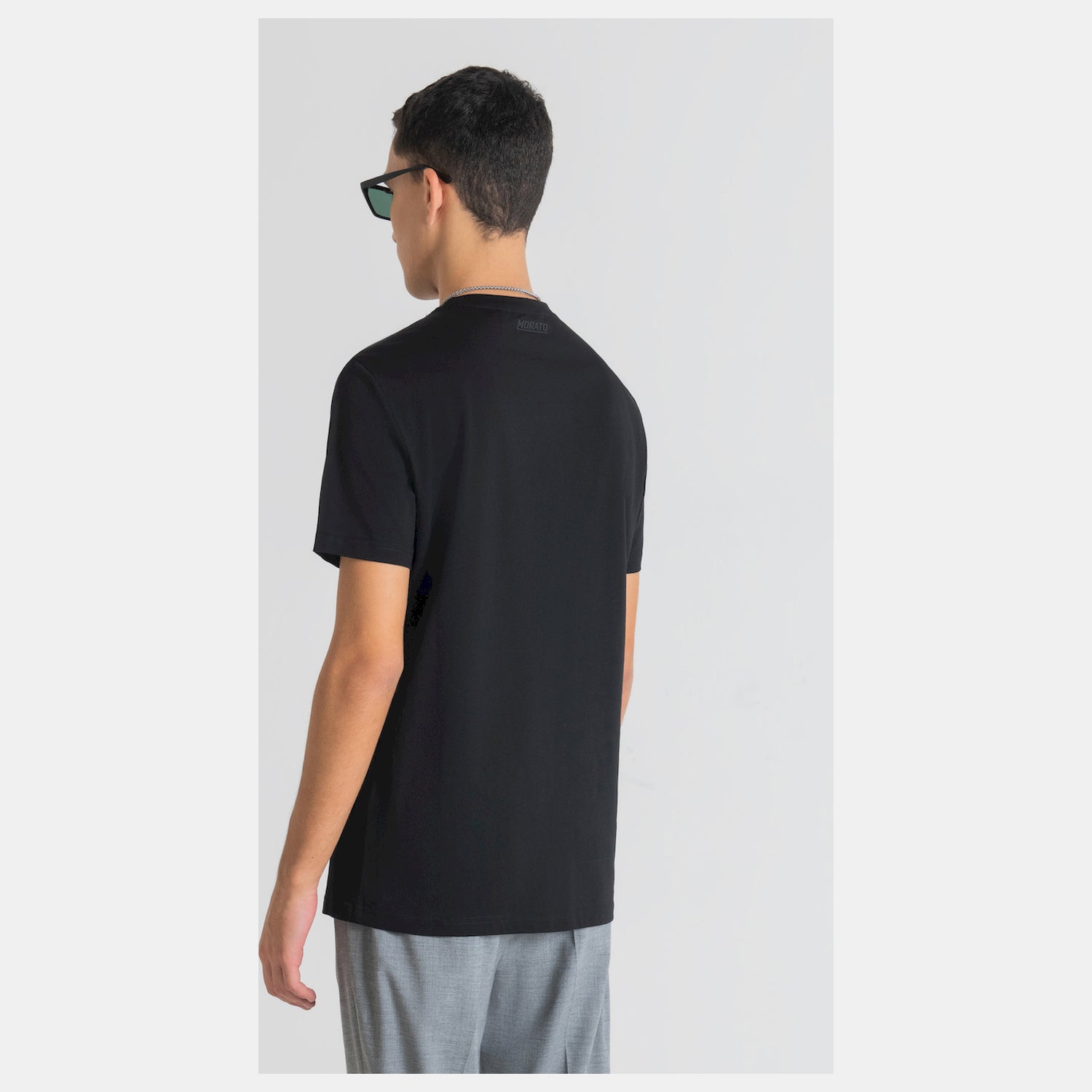 Antony Morato T Shirt Mmks02290 Black Preto_shot2