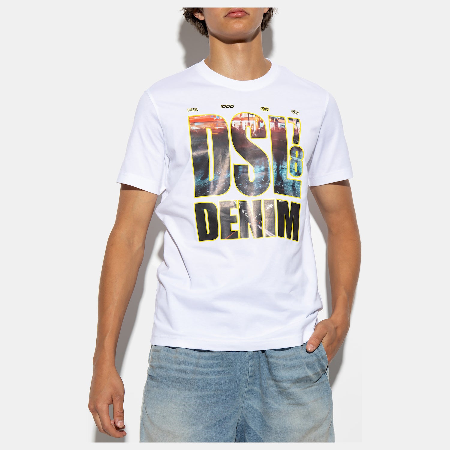 Diesel T Shirt A11069 0catm White Branco_shot1