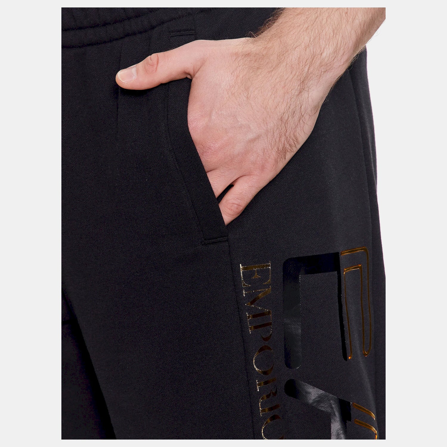 Emporio Armani Ea7 Short Training 3rps57 Pjlsz Blk Gold Preto Ouro_shot2