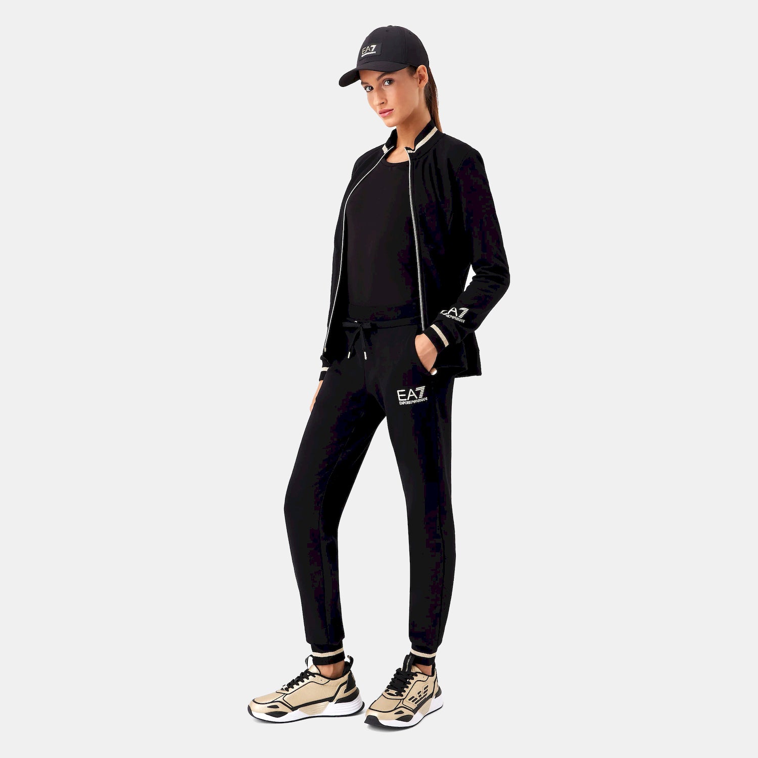 Emporio Armani Ea7 Tracksuit 6rtv51 Tjplz Blk Gold Preto Ouro_shot2