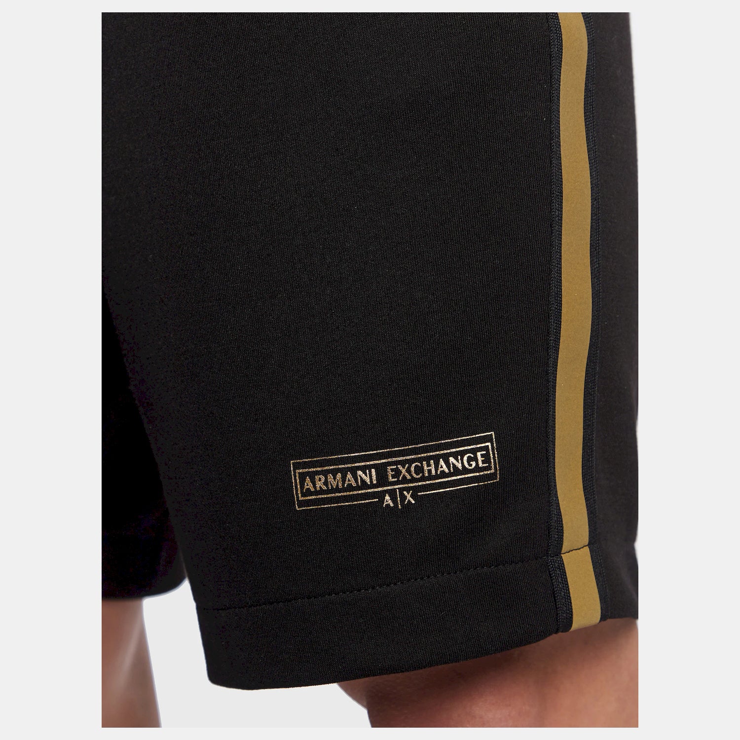 Emporio Armani Short Training 3rzsra Z9n1z Blk Gold Preto Ouro_shot2