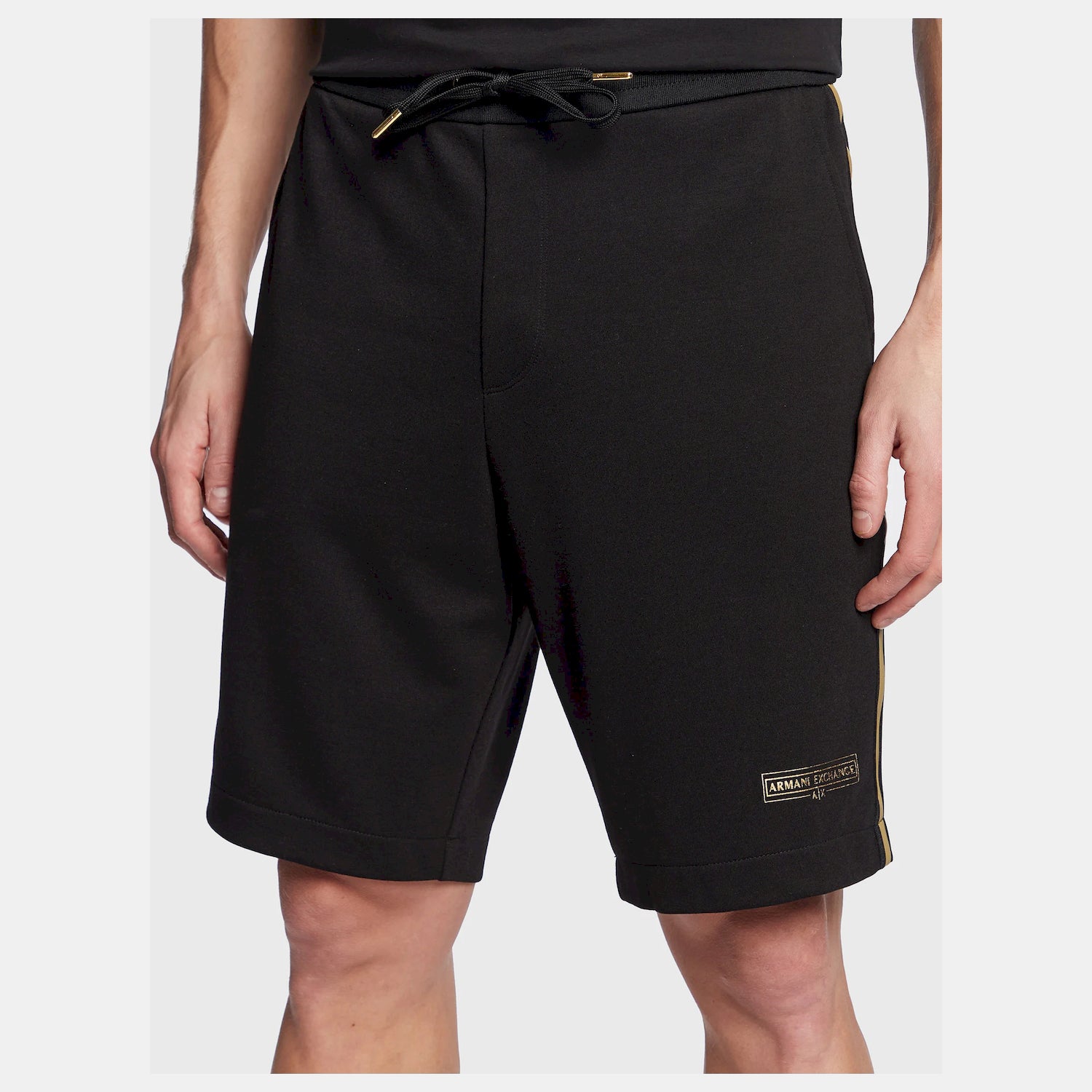 Emporio Armani Short Training 3rzsra Z9n1z Blk Gold Preto Ouro_shot4