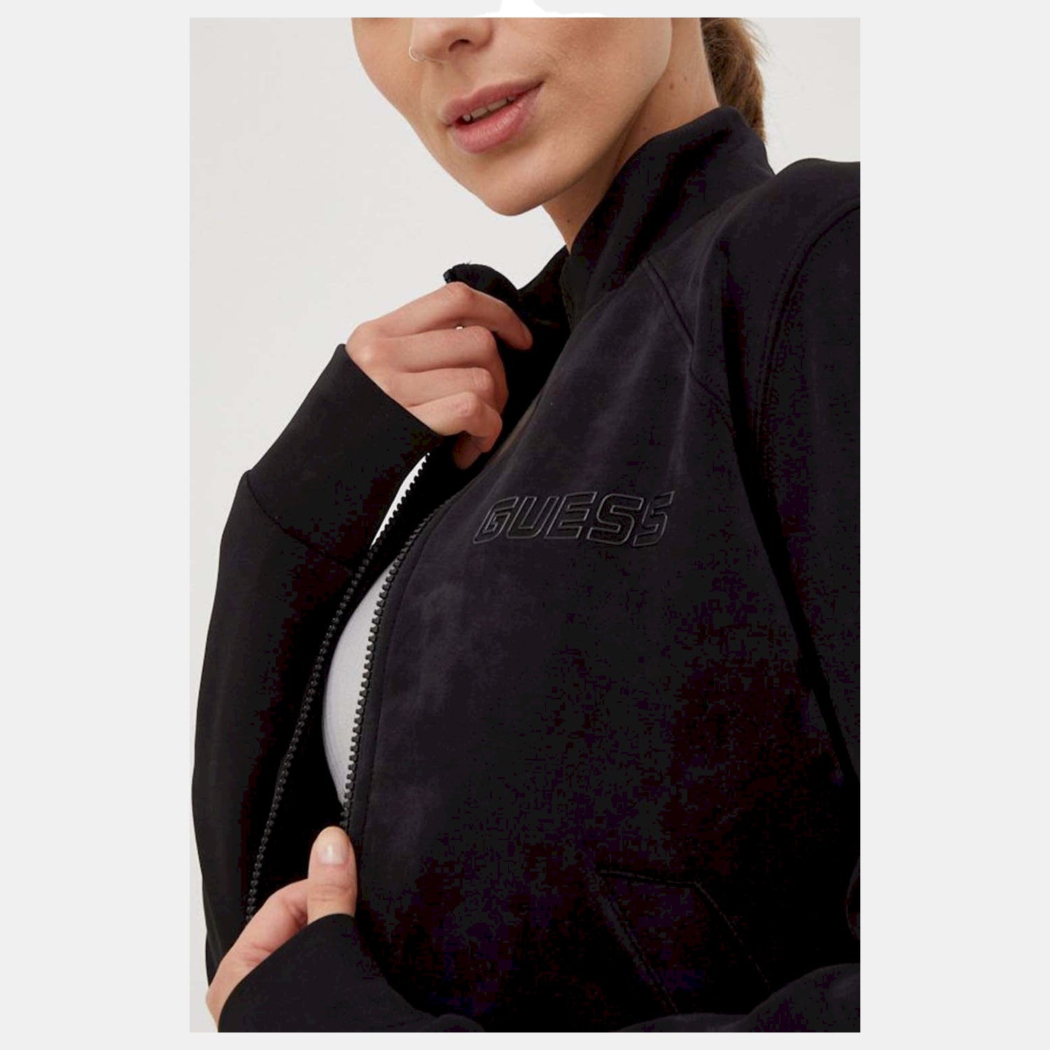 Guess Blusao Jackets V2bq02kbc00 Black Preto_shot3