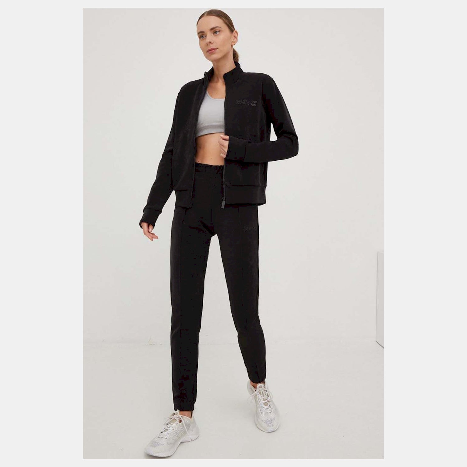 Guess Blusao Jackets V2bq02kbc00 Black Preto_shot4