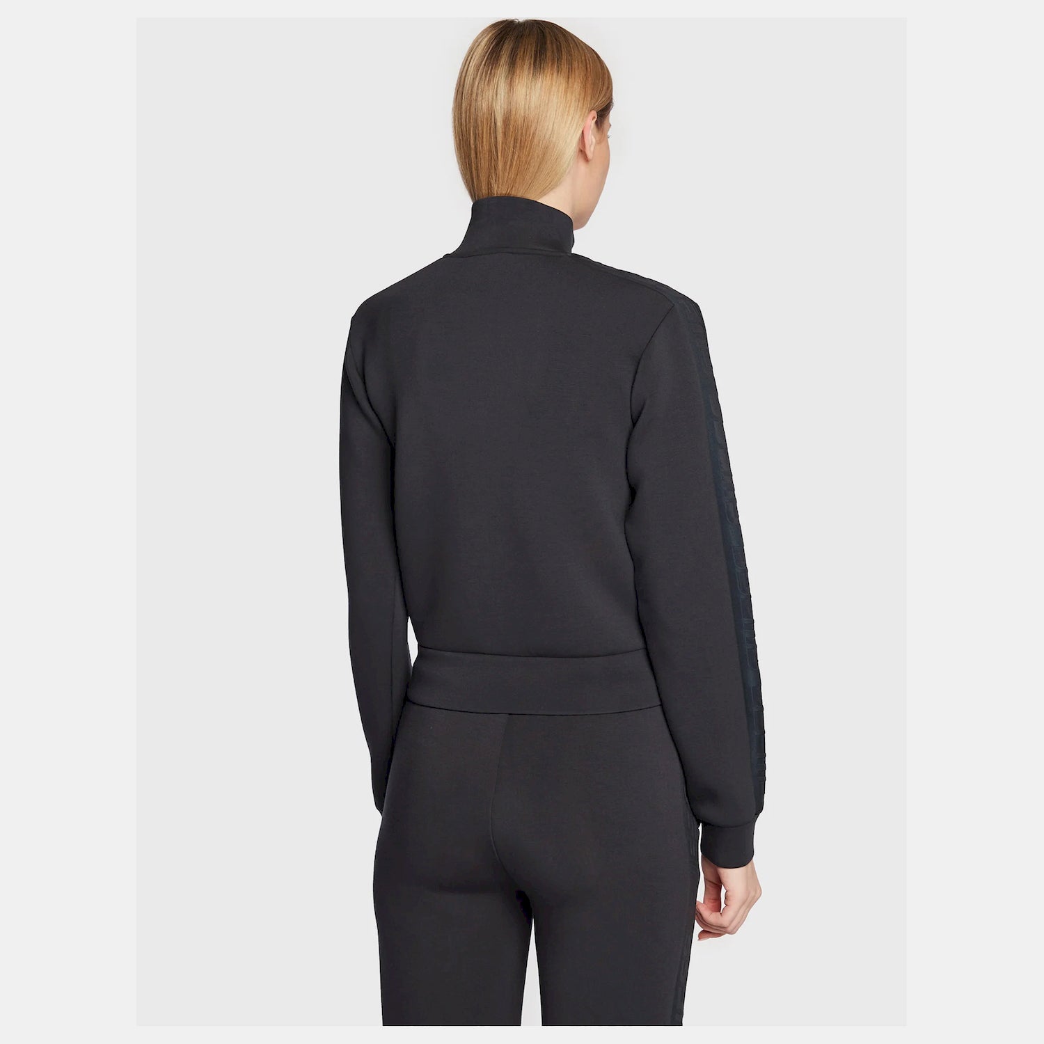 Guess Blusao Jackets V2yq17k7uw2 Black Preto_shot2