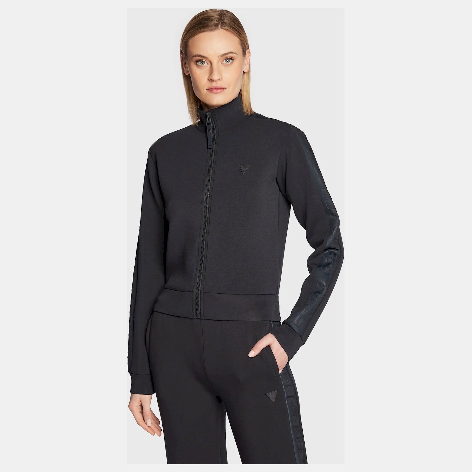 Guess Blusao Jackets V2yq17k7uw2 Black Preto_shot3