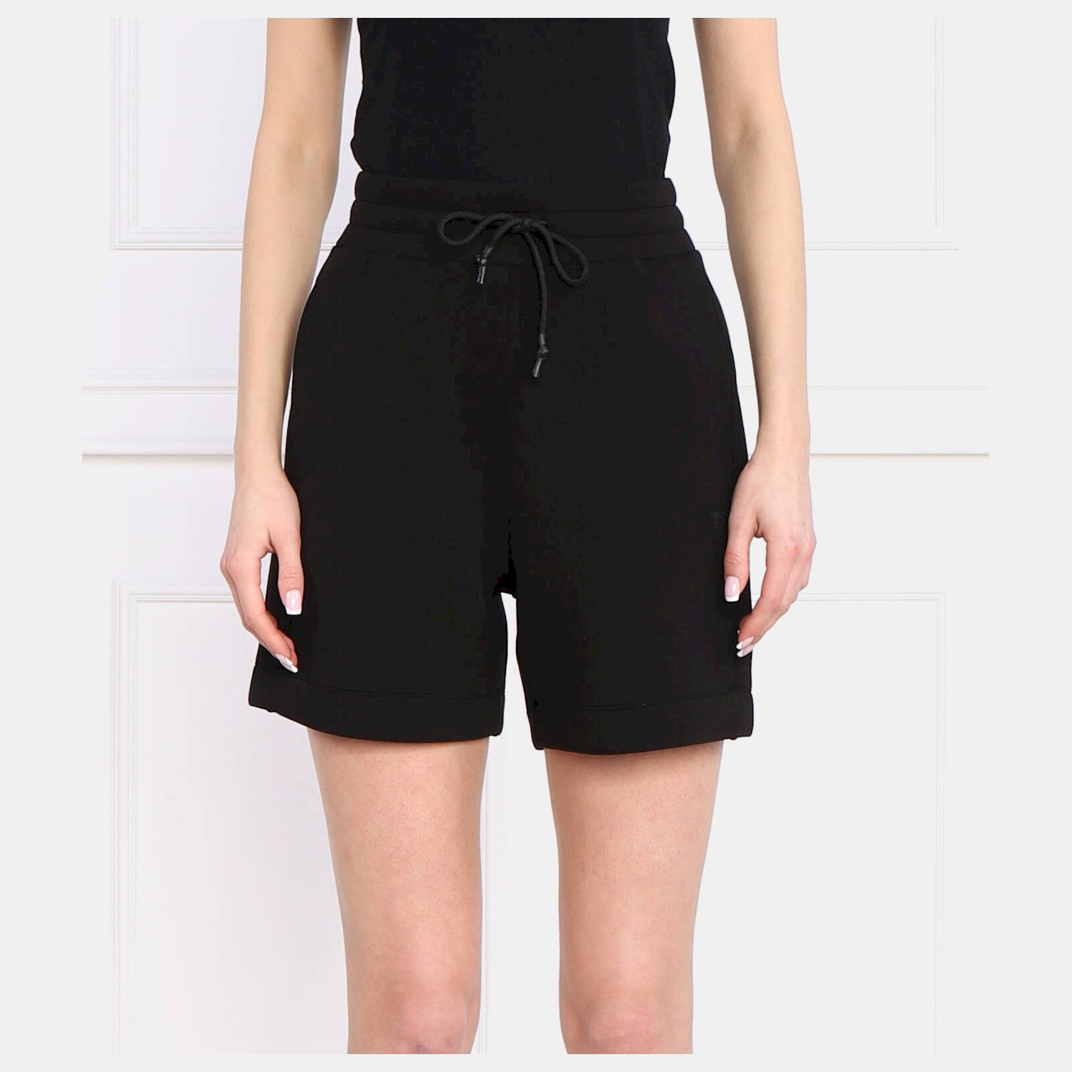 Guess Calcao Shorts V2yd10 K7uw2 Black Preto_shot2