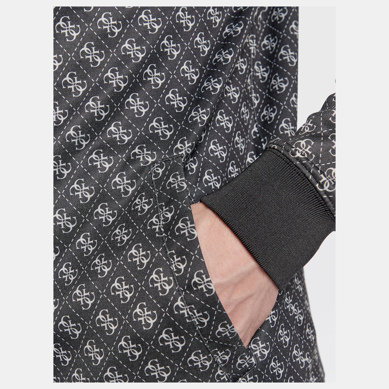 Guess Casaco Training Sweat Training Z2bq06 Fl04q Black.logo Preto_shot3