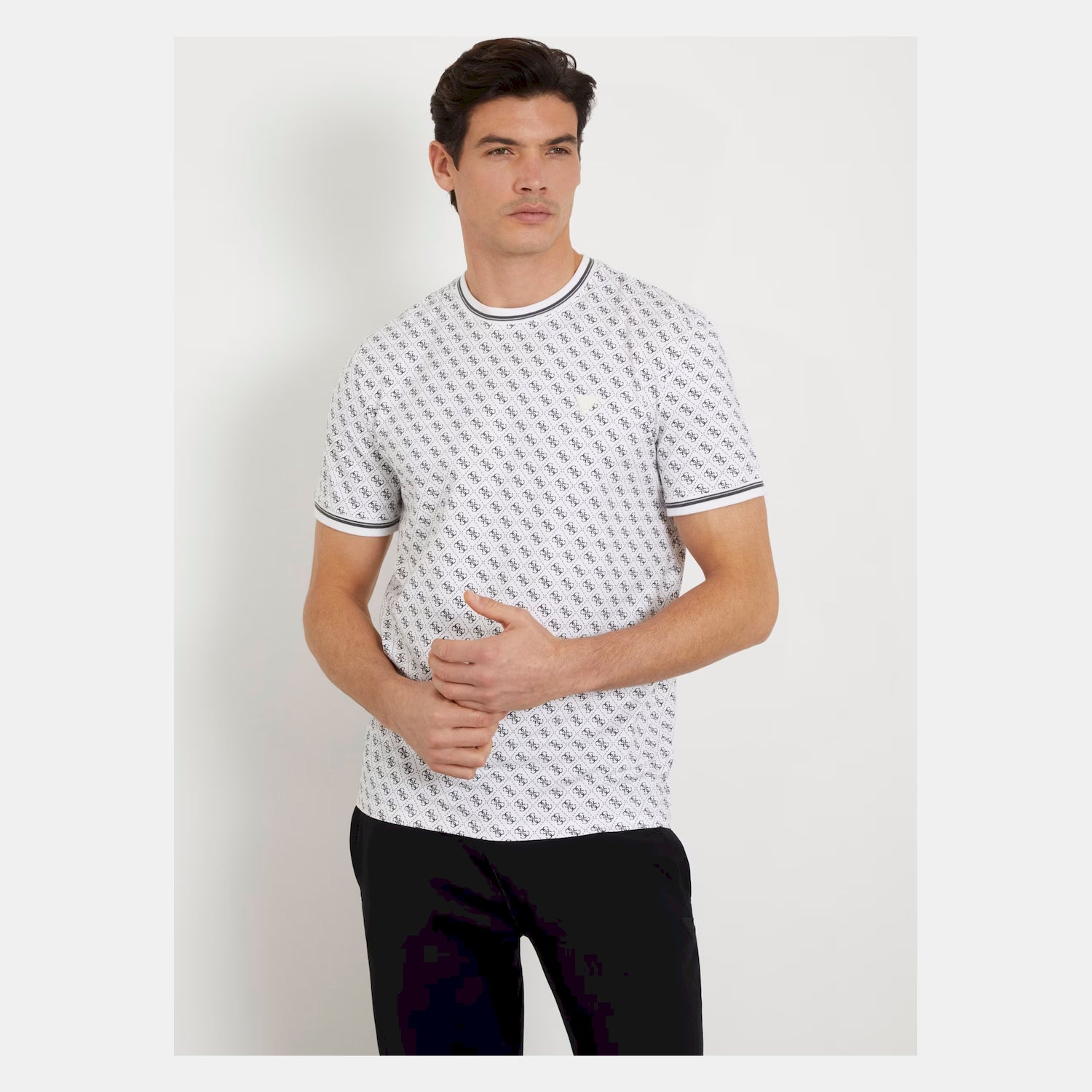 Guess T Shirt Z2yi05 J1314 White.logo Branco_shot1