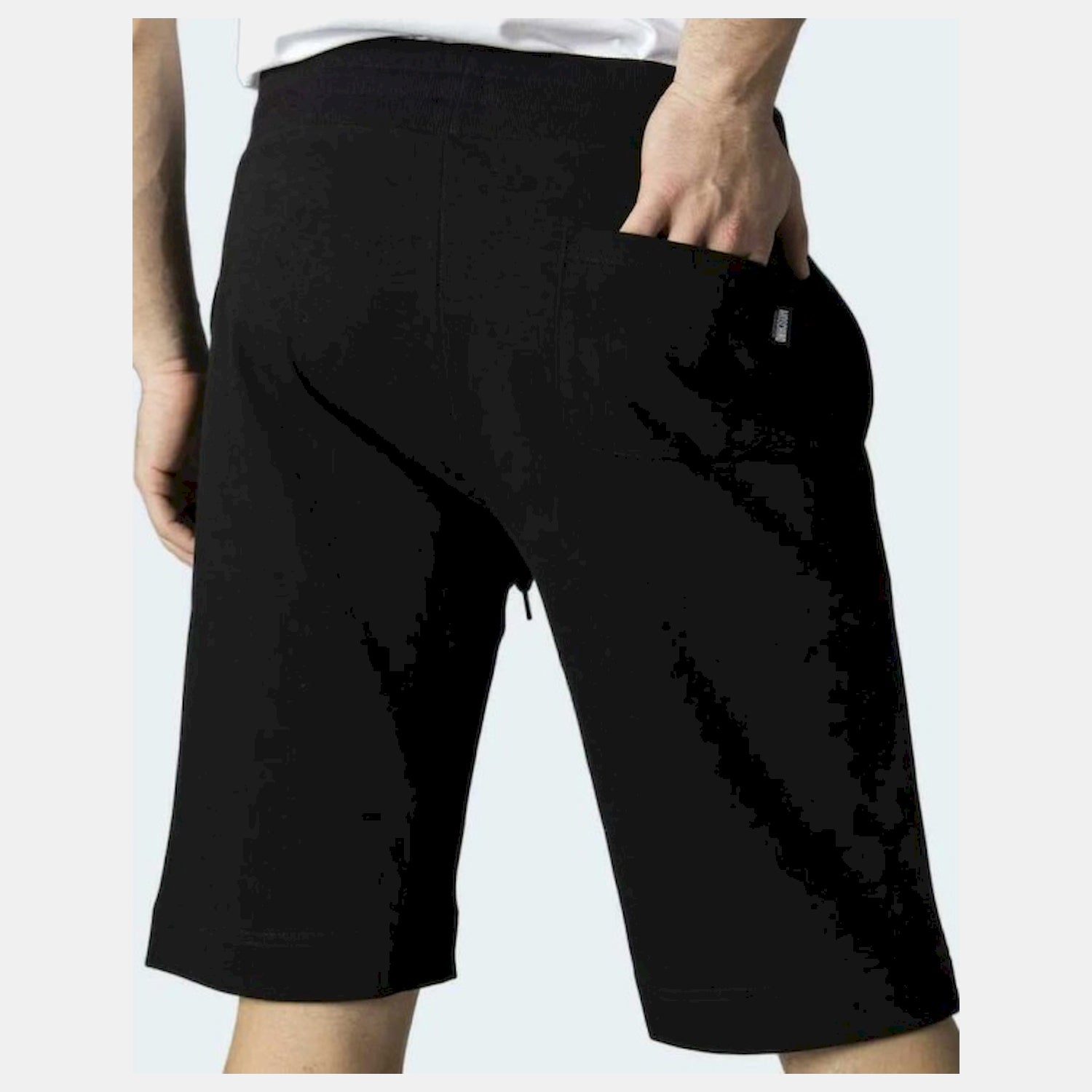 Moschino Calcao Shorts A6887 4409 Black Preto_shot1