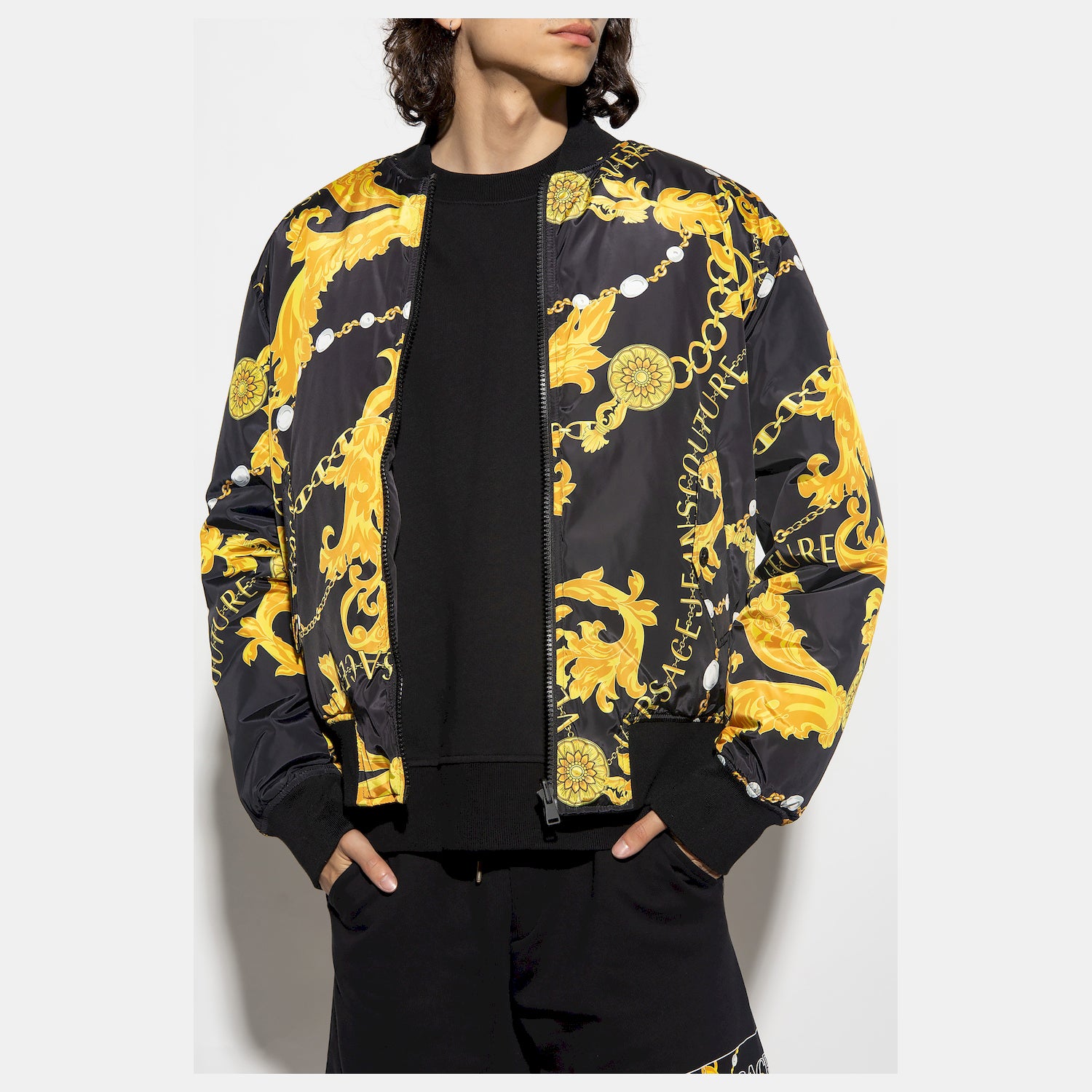 Versace Blusao Jackets 75gasd04 Blk Gold Preto Ouro_shot2