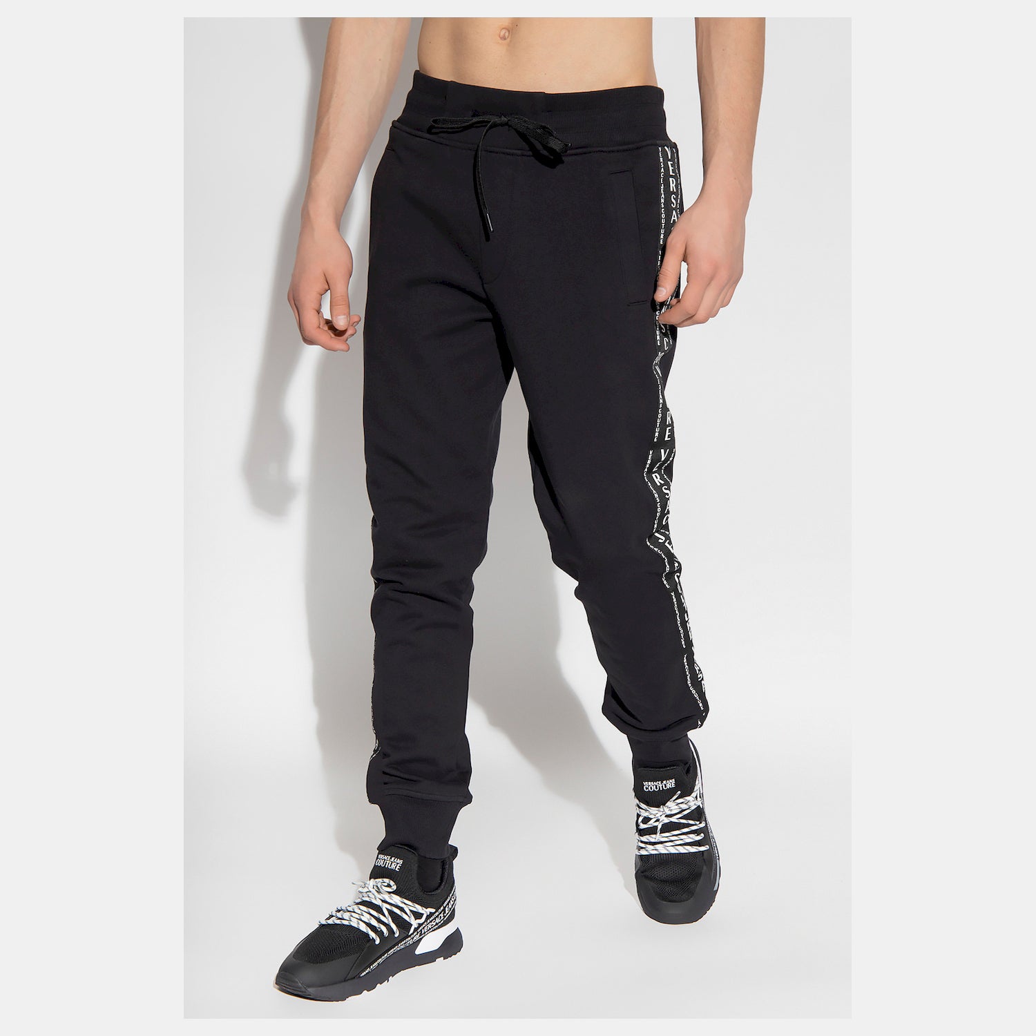 Versace Calcas Trousers 74gaay03 Black Preto_shot2