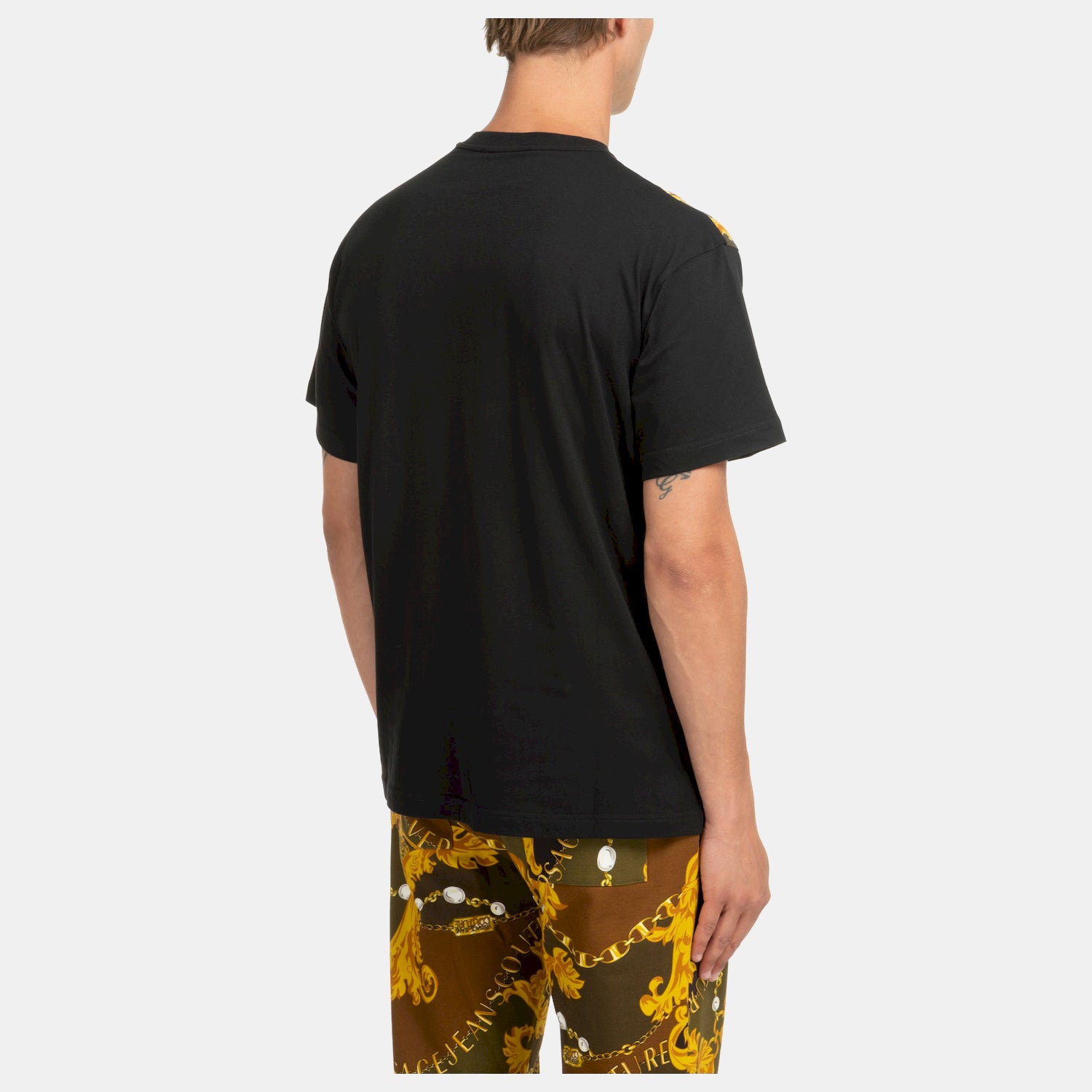 Versace T Shirt 75gah6rf Blk Gold Preto Ouro_shot3