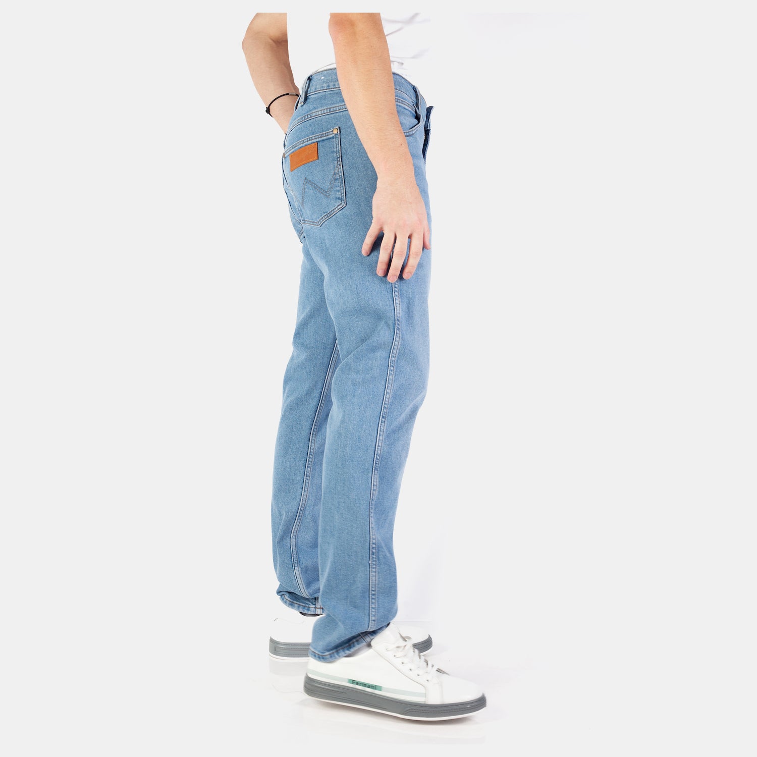 Wrangler Calcas Trousers W15q Light Wash Light Wash_shot4